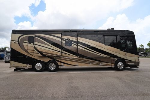 2018 Newmar Mountain Aire 4047