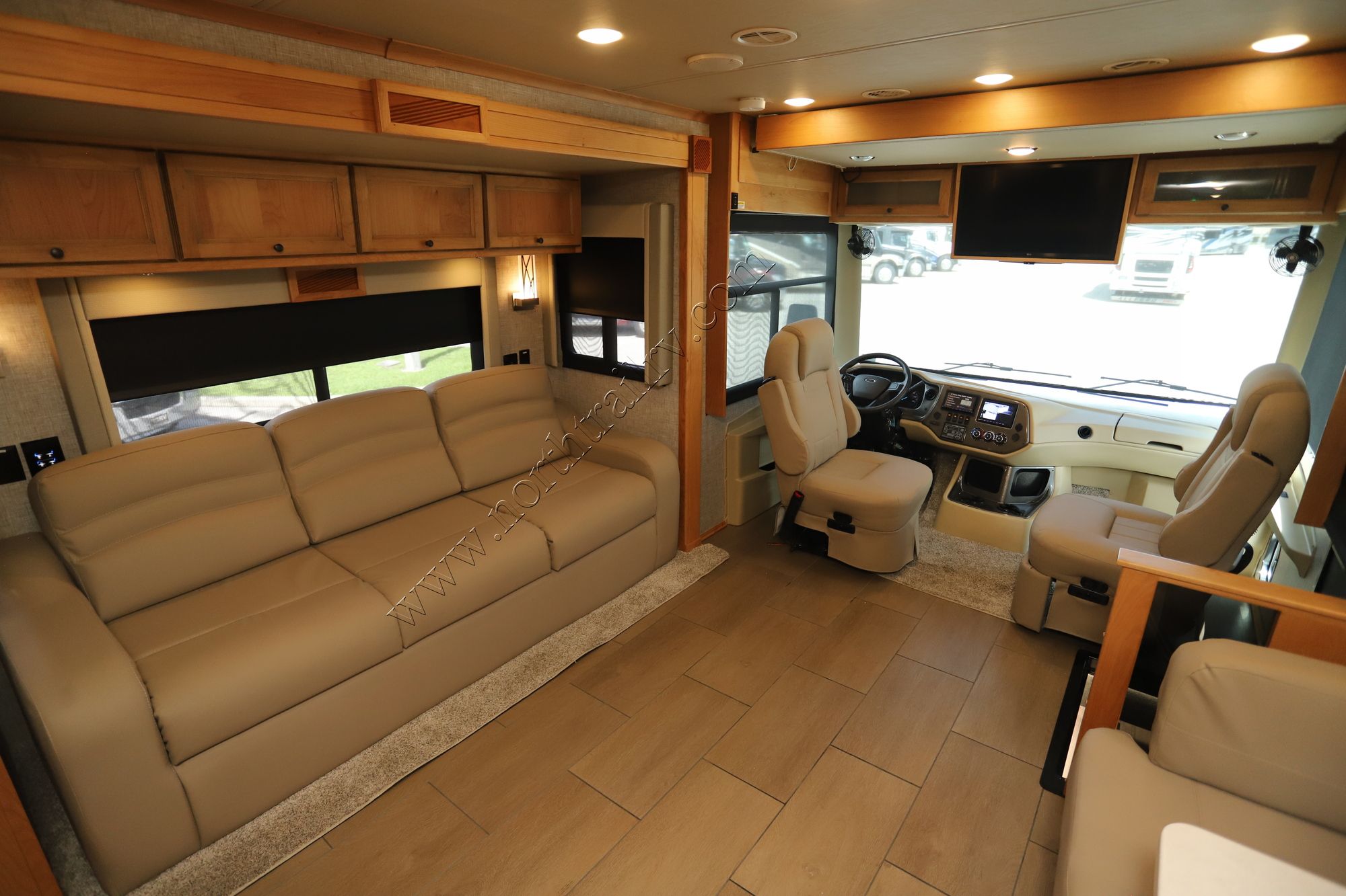 Used 2023 Tiffin Motor Homes Allegro 34PA Class A  For Sale
