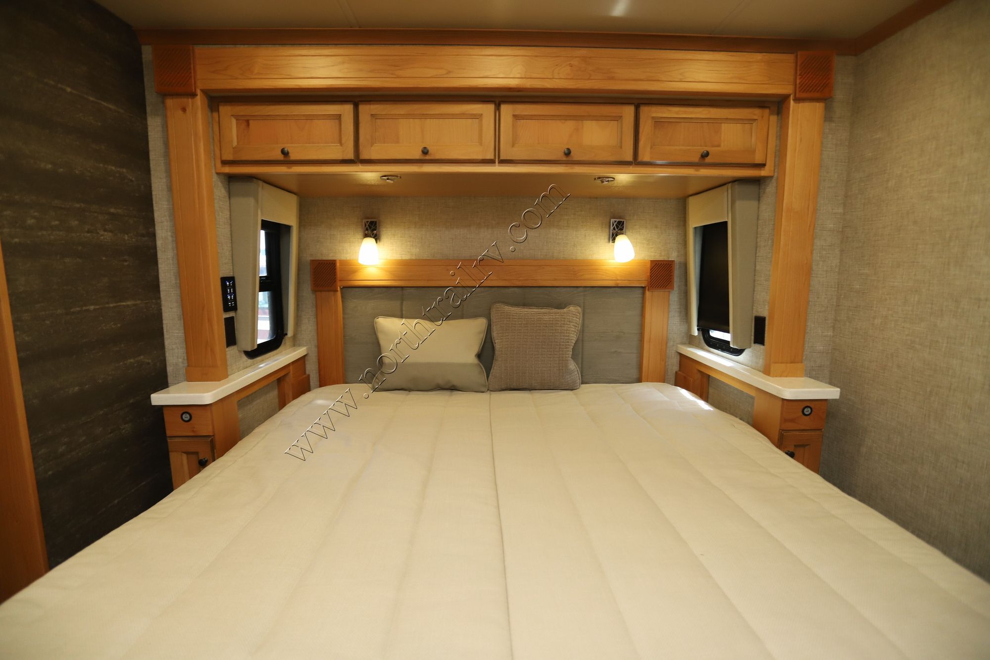 Used 2023 Tiffin Motor Homes Allegro 34PA Class A  For Sale