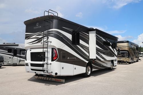 2022 Tiffin Motor Homes Allegro Red 33AL Class A