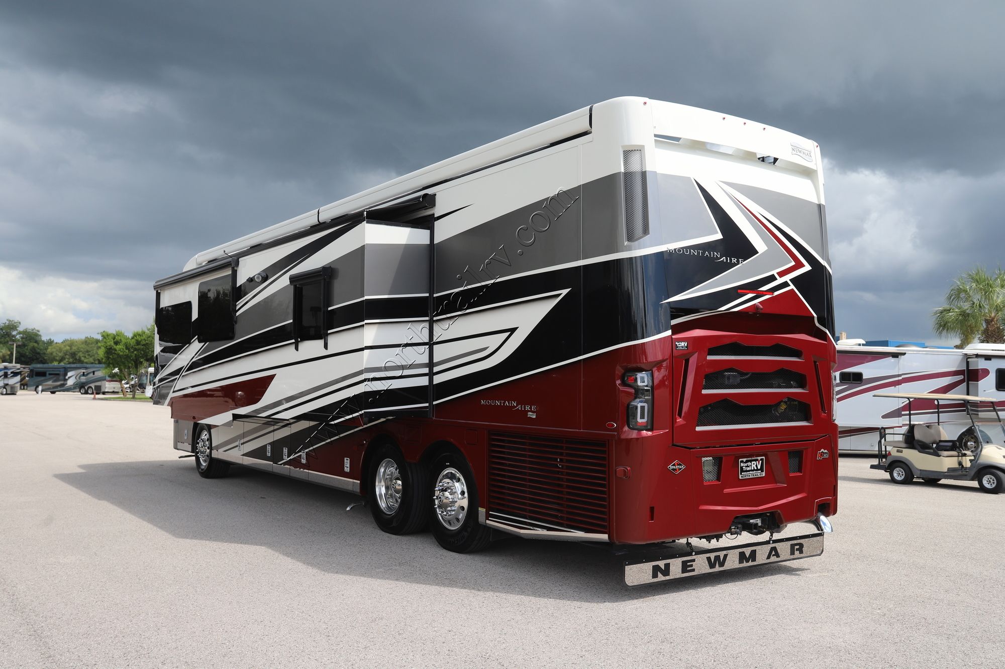 New 2025 Newmar Mountain Aire 4118 Class A  For Sale