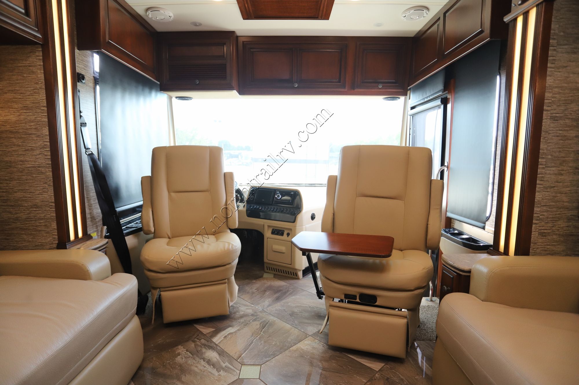 Used 2016 Newmar Dutch Star 4381 Class A  For Sale