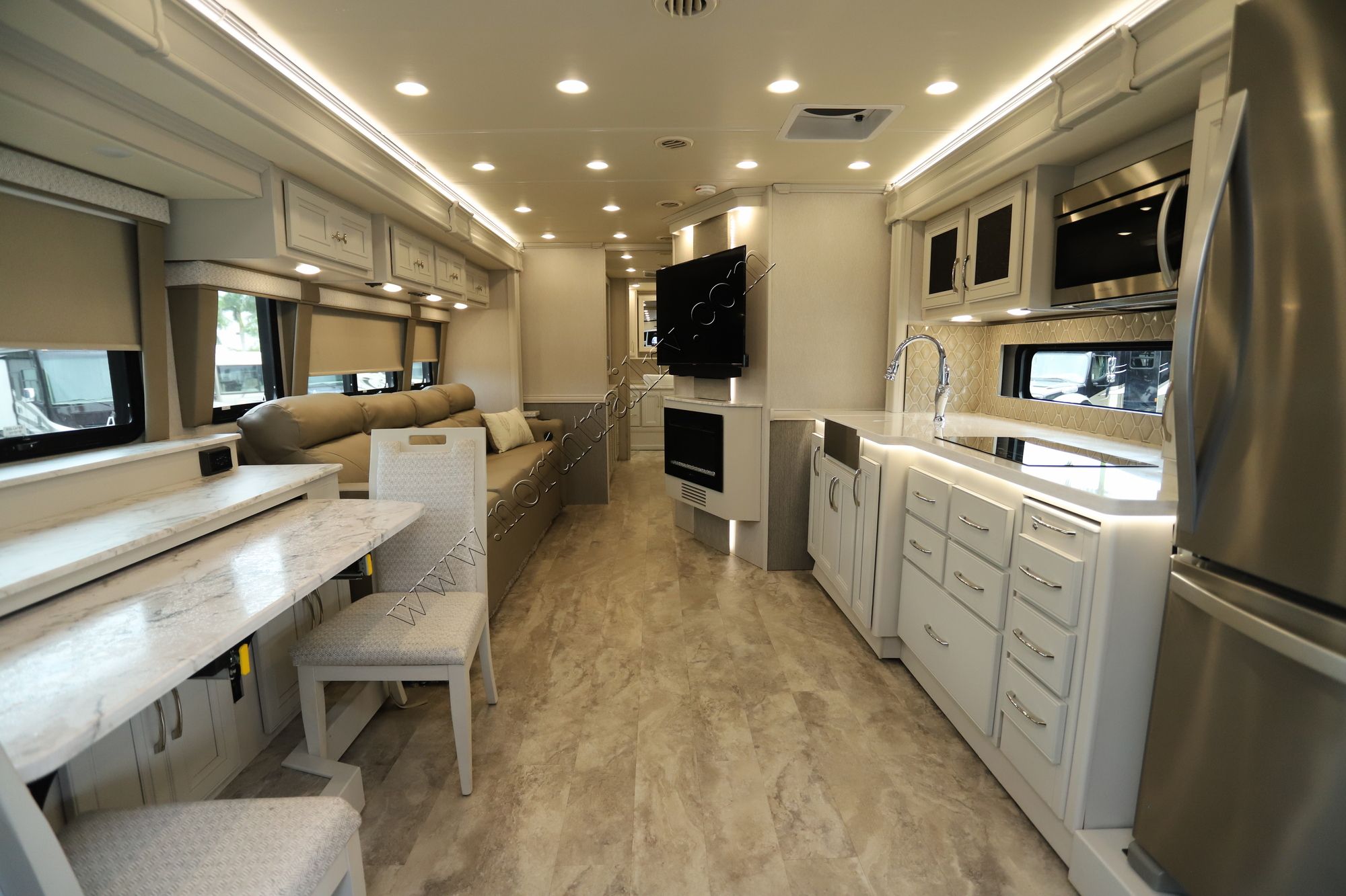 Used 2022 Fleetwood Frontier 36SS Class A  For Sale