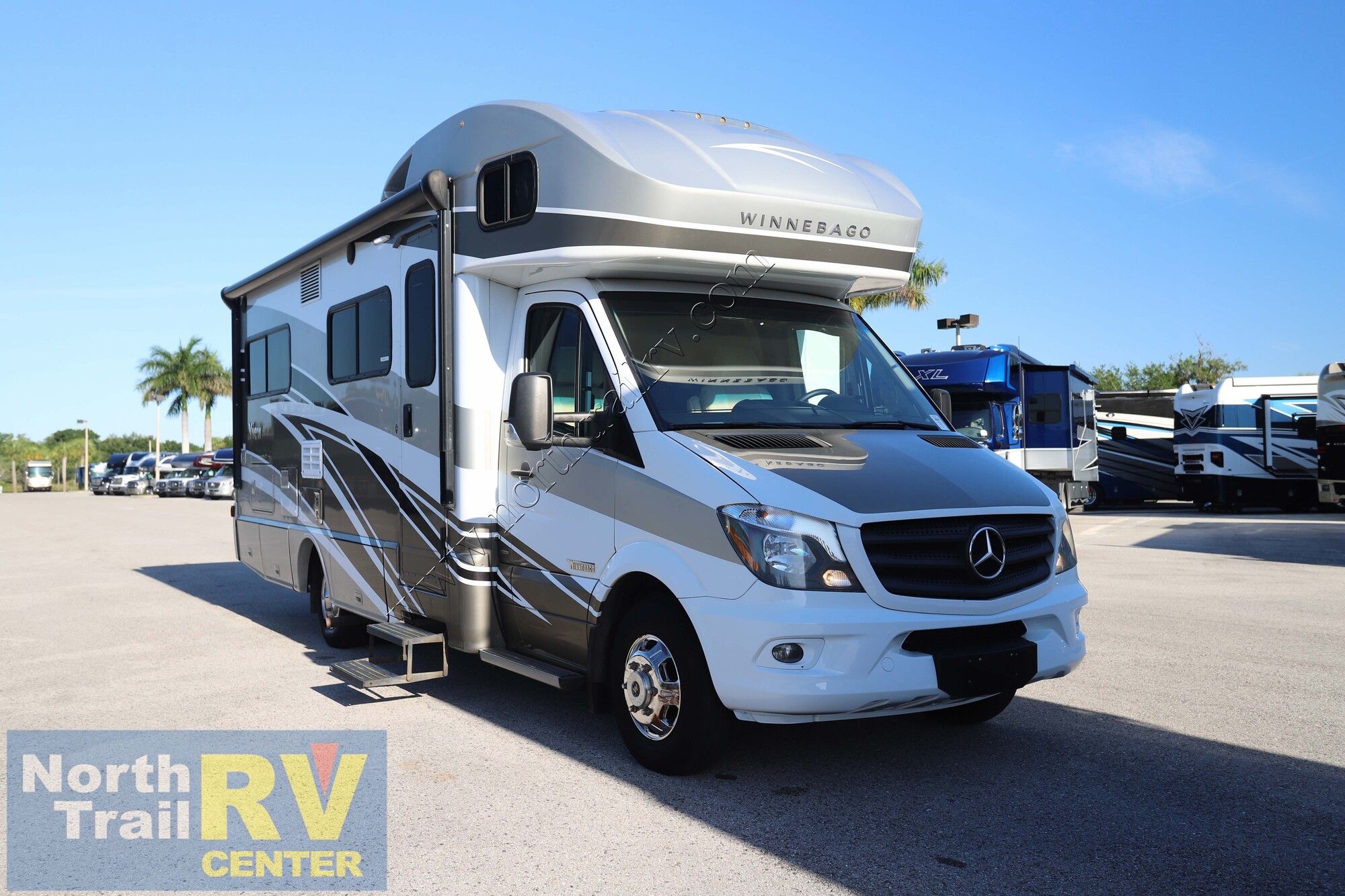 Used 2017 Winnebago View 24J Class C  For Sale