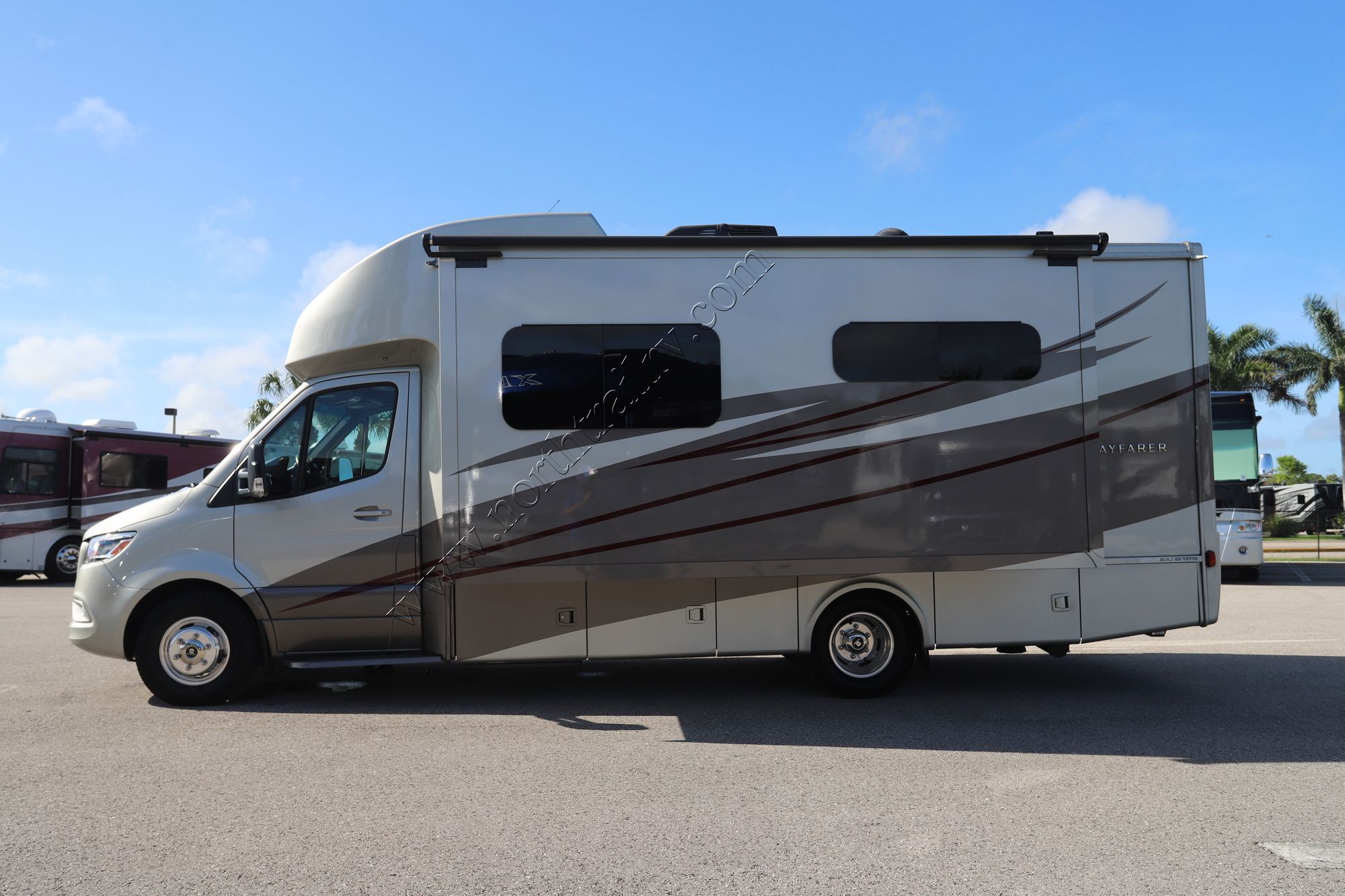 Used 2023 Tiffin Motor Homes Wayfarer 25RW Class C  For Sale