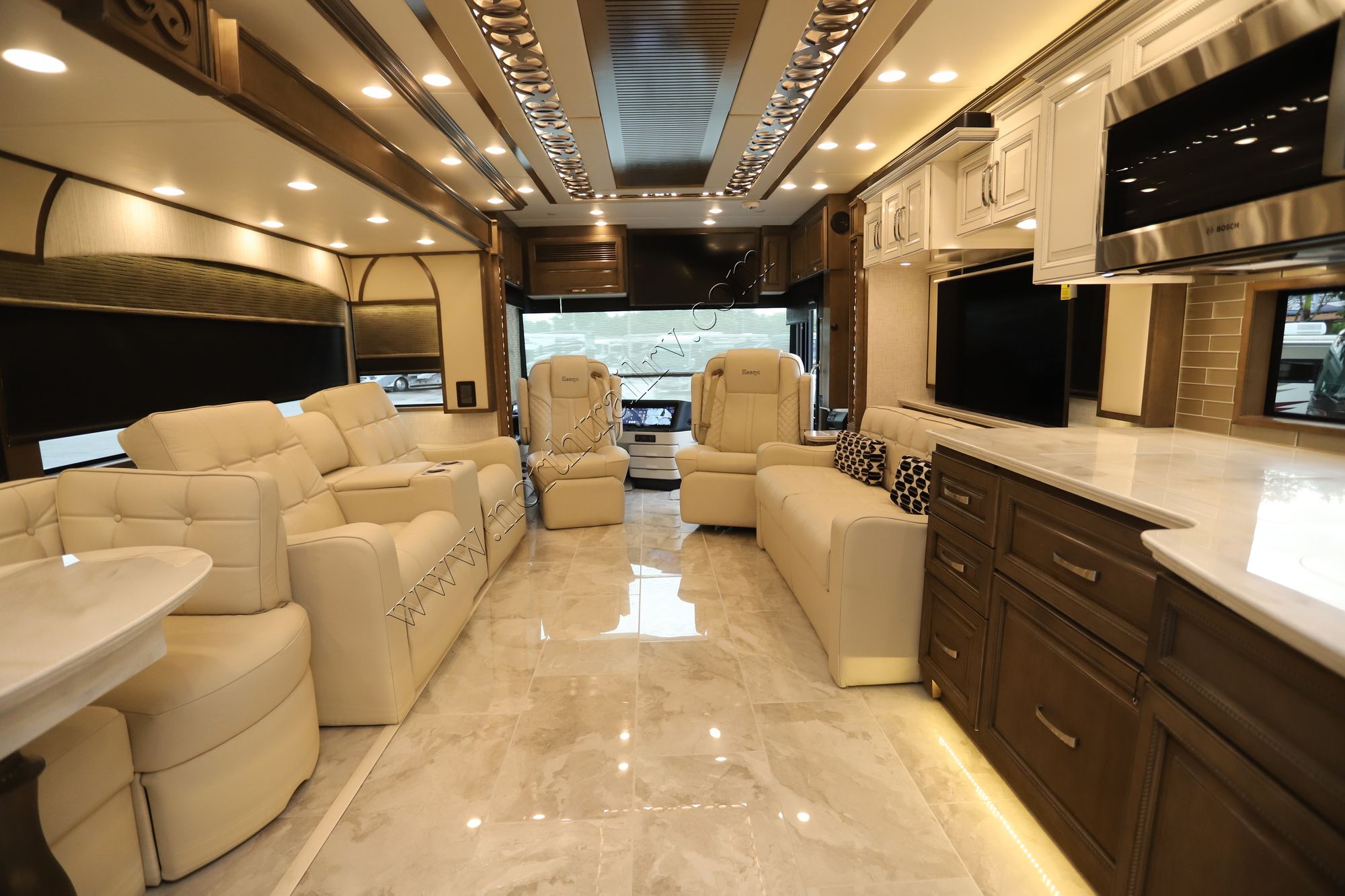 New 2025 Newmar Essex 4551 Class A  For Sale