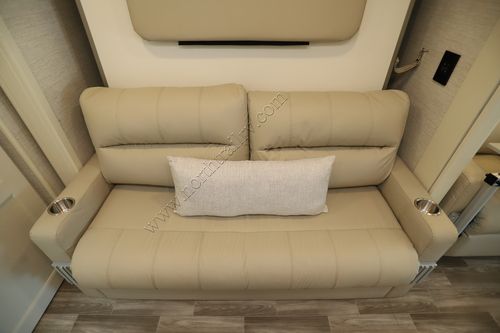 2024 Tiffin Motor Homes Wayfarer 25RW