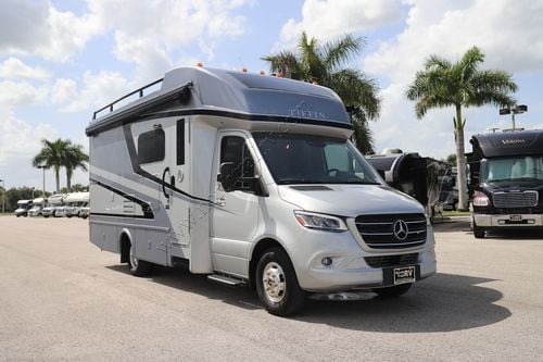 2024 Tiffin Motor Homes Wayfarer 25RW