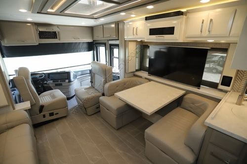 2025 Newmar New Aire 3543