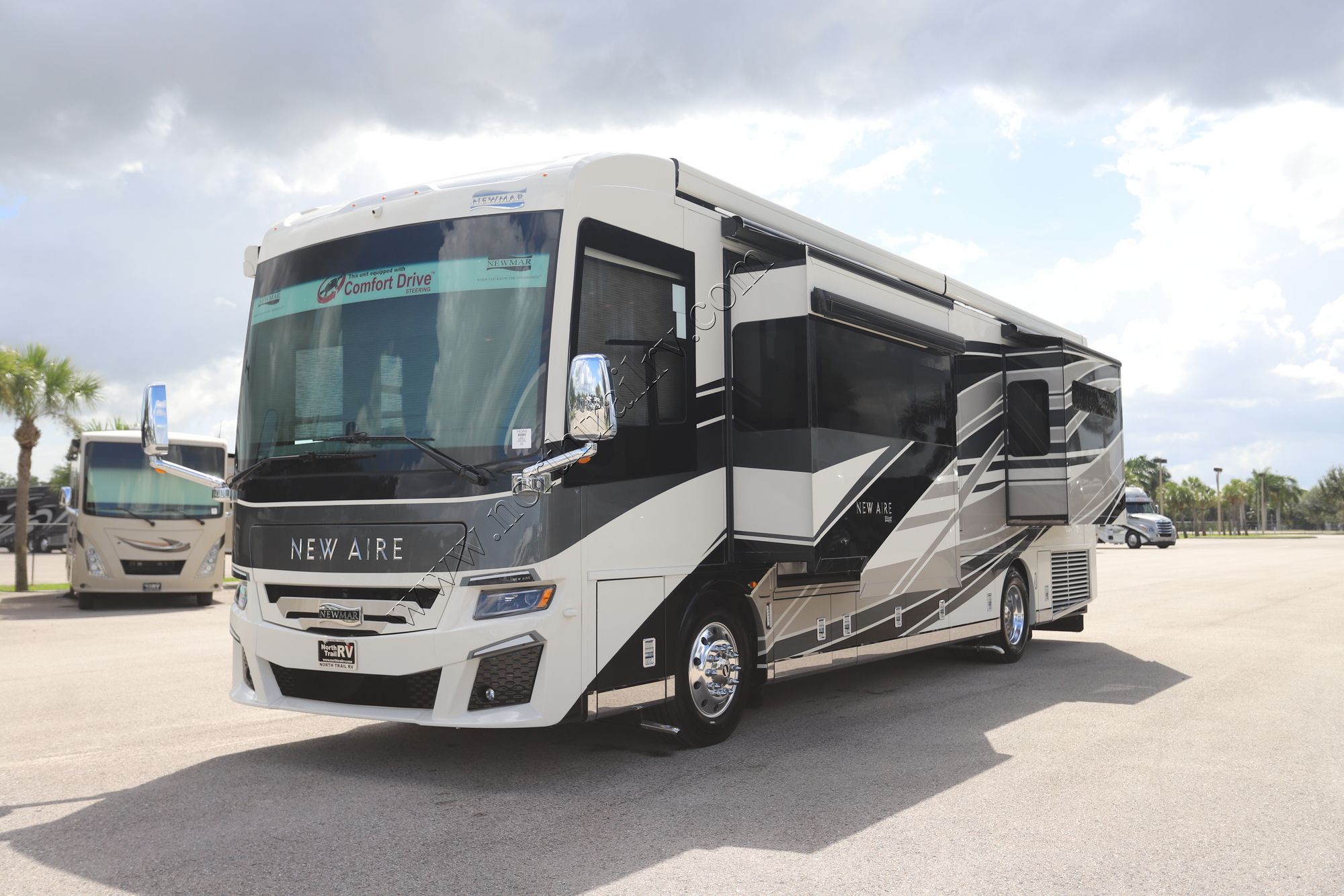 New 2025 Newmar New Aire 3543 Class A  For Sale