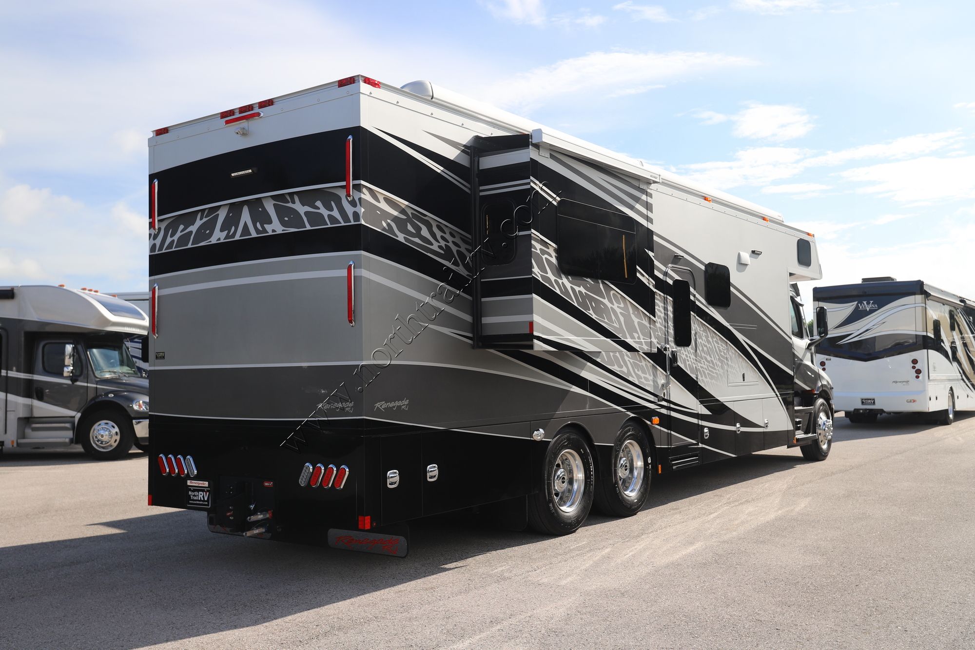 New 2025 Renegade Rv Classic 41CRB Super C  For Sale