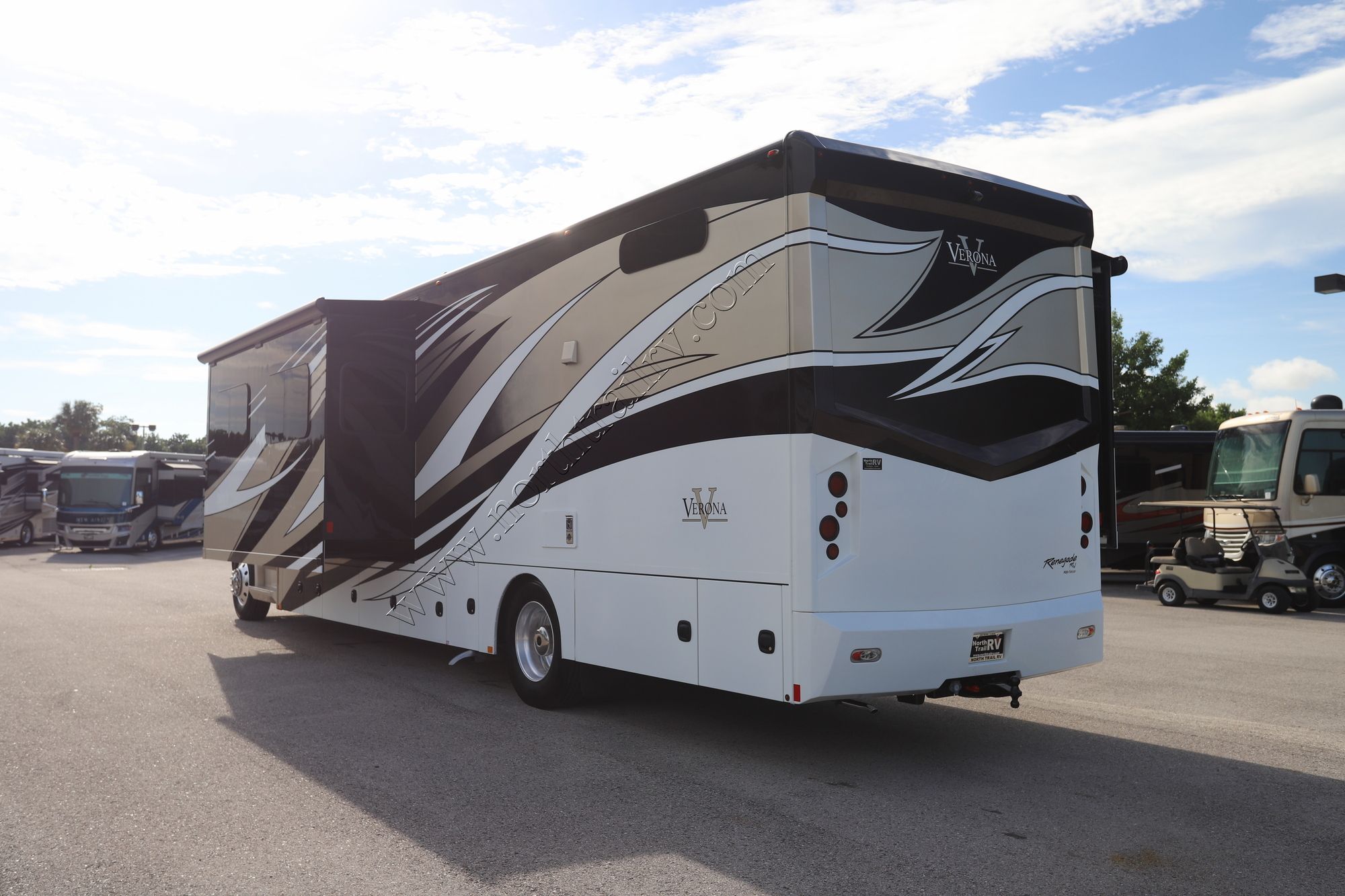 Used 2019 Renegade Rv Verona 40VBH Super C  For Sale