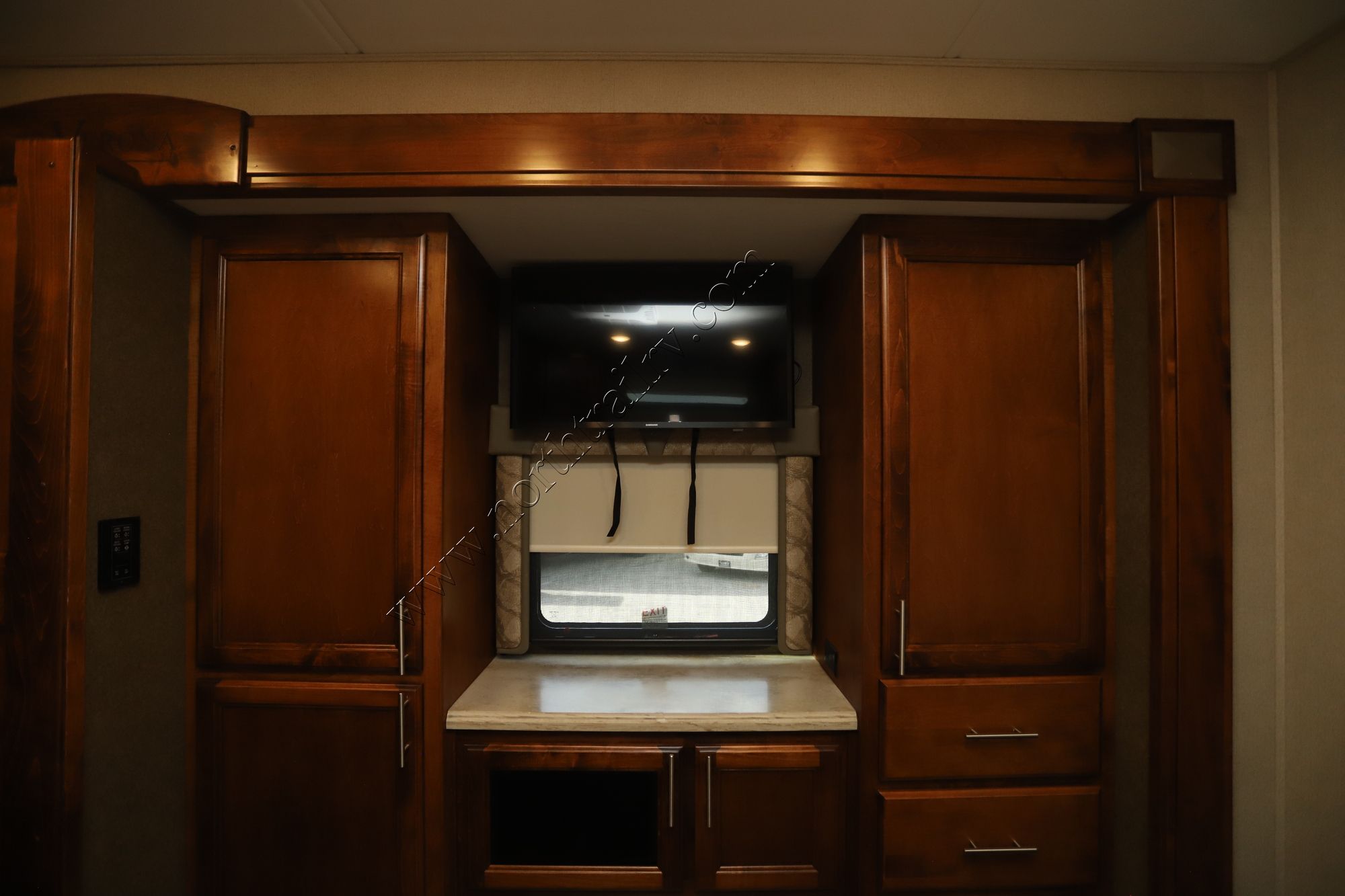 Used 2019 Renegade Rv Verona 40VBH Super C  For Sale