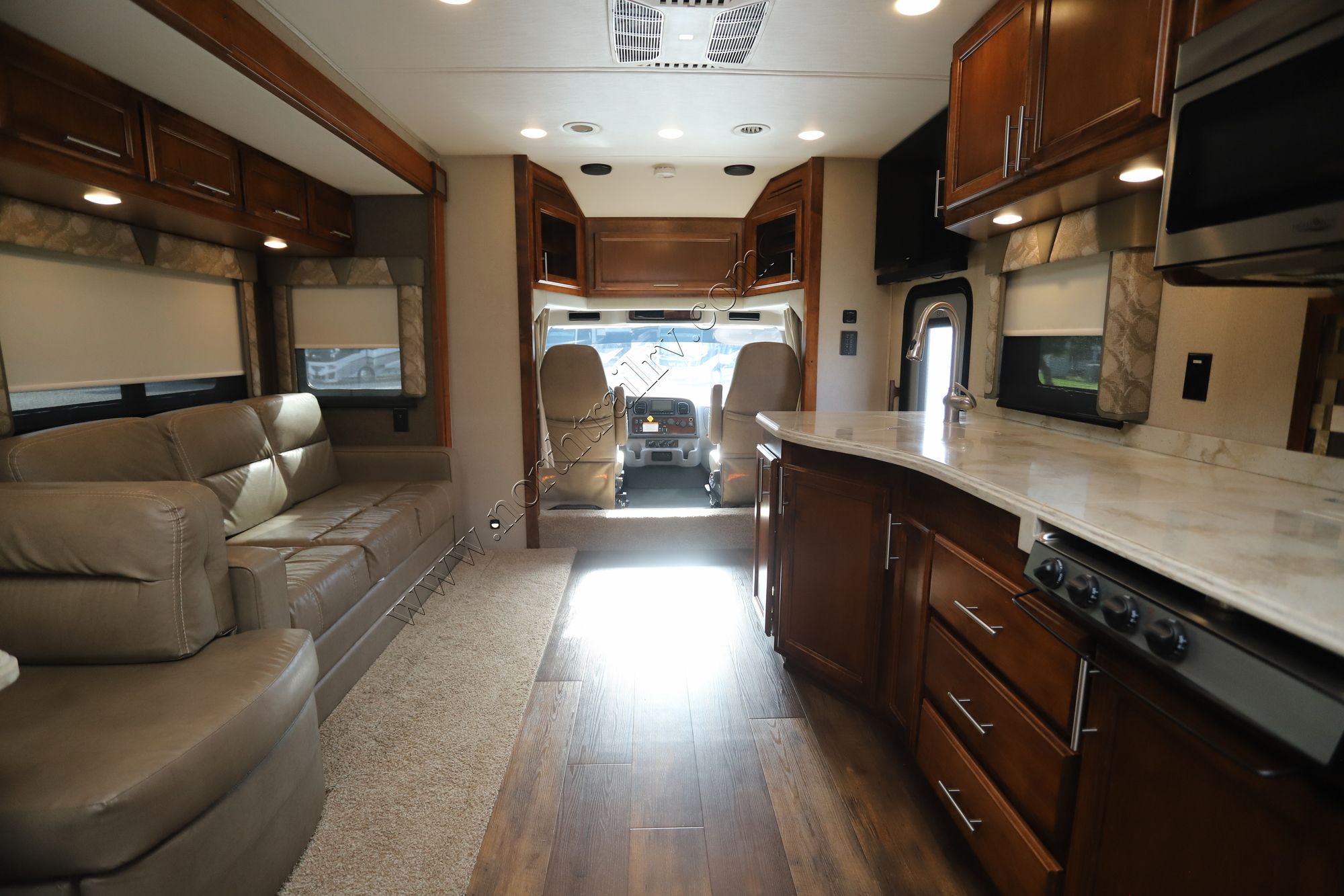 Used 2019 Renegade Rv Verona 40VBH Super C  For Sale