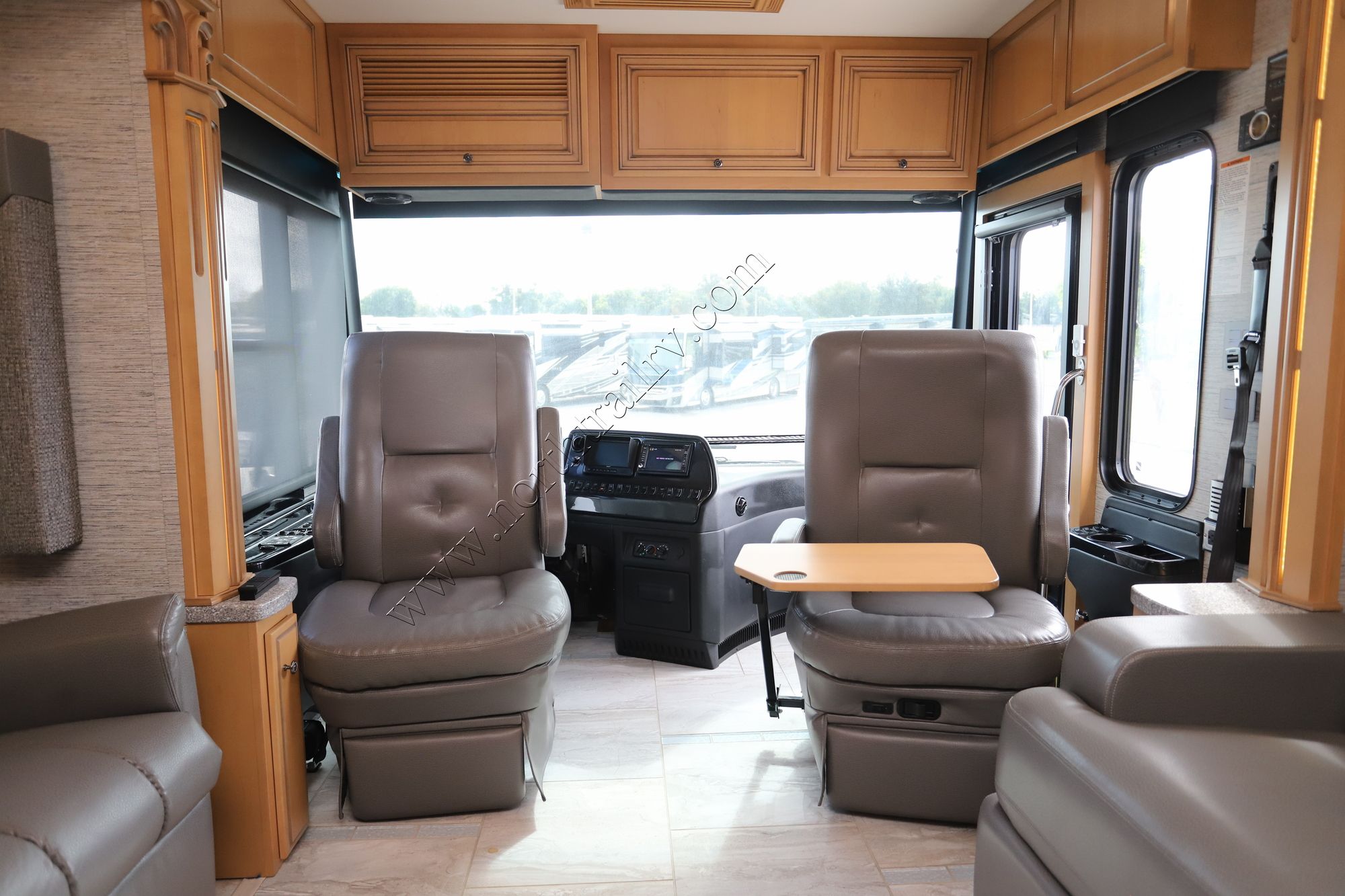 Used 2018 Newmar Dutch Star 4018 Class A  For Sale