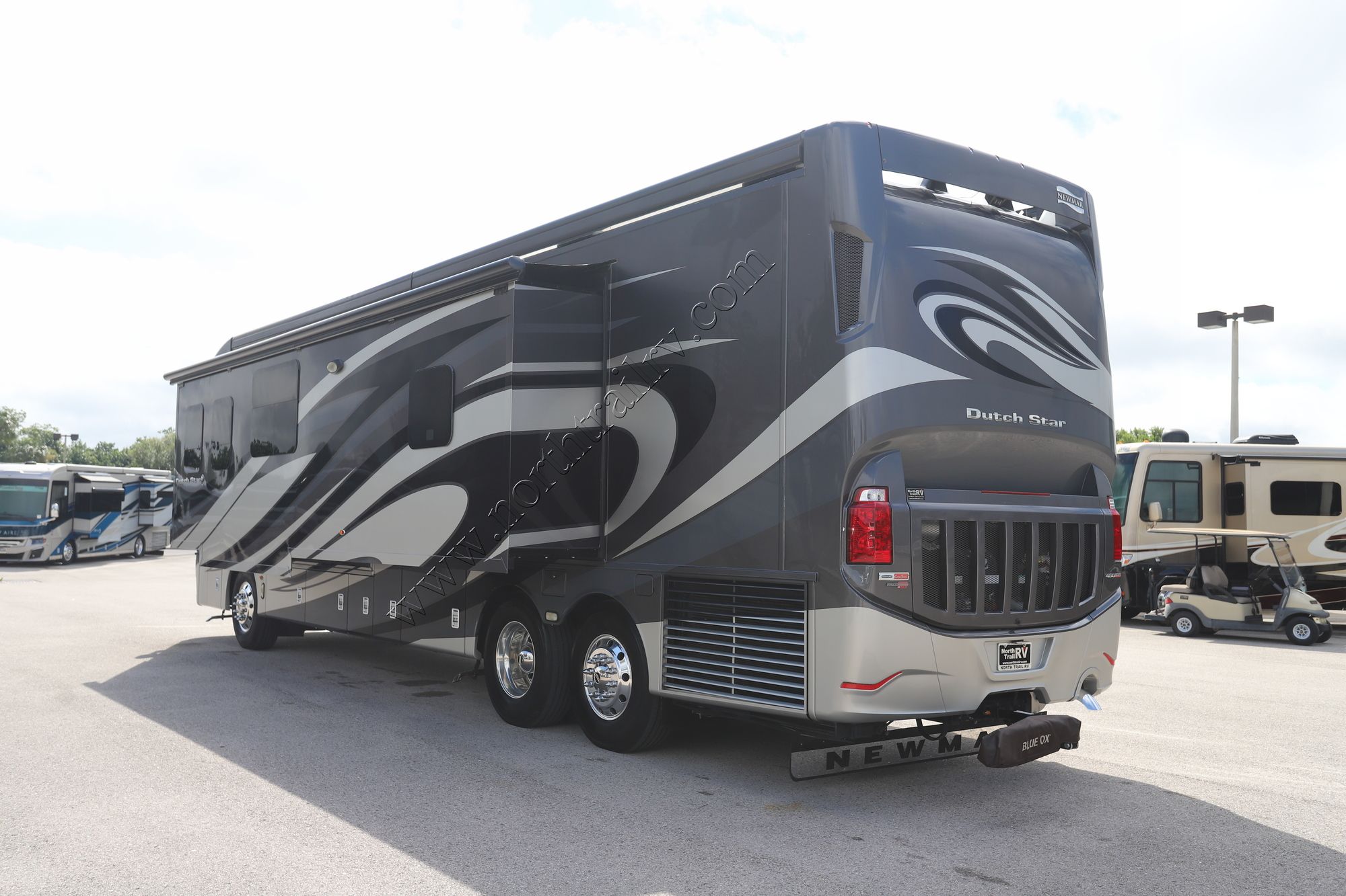 Used 2018 Newmar Dutch Star 4018 Class A  For Sale