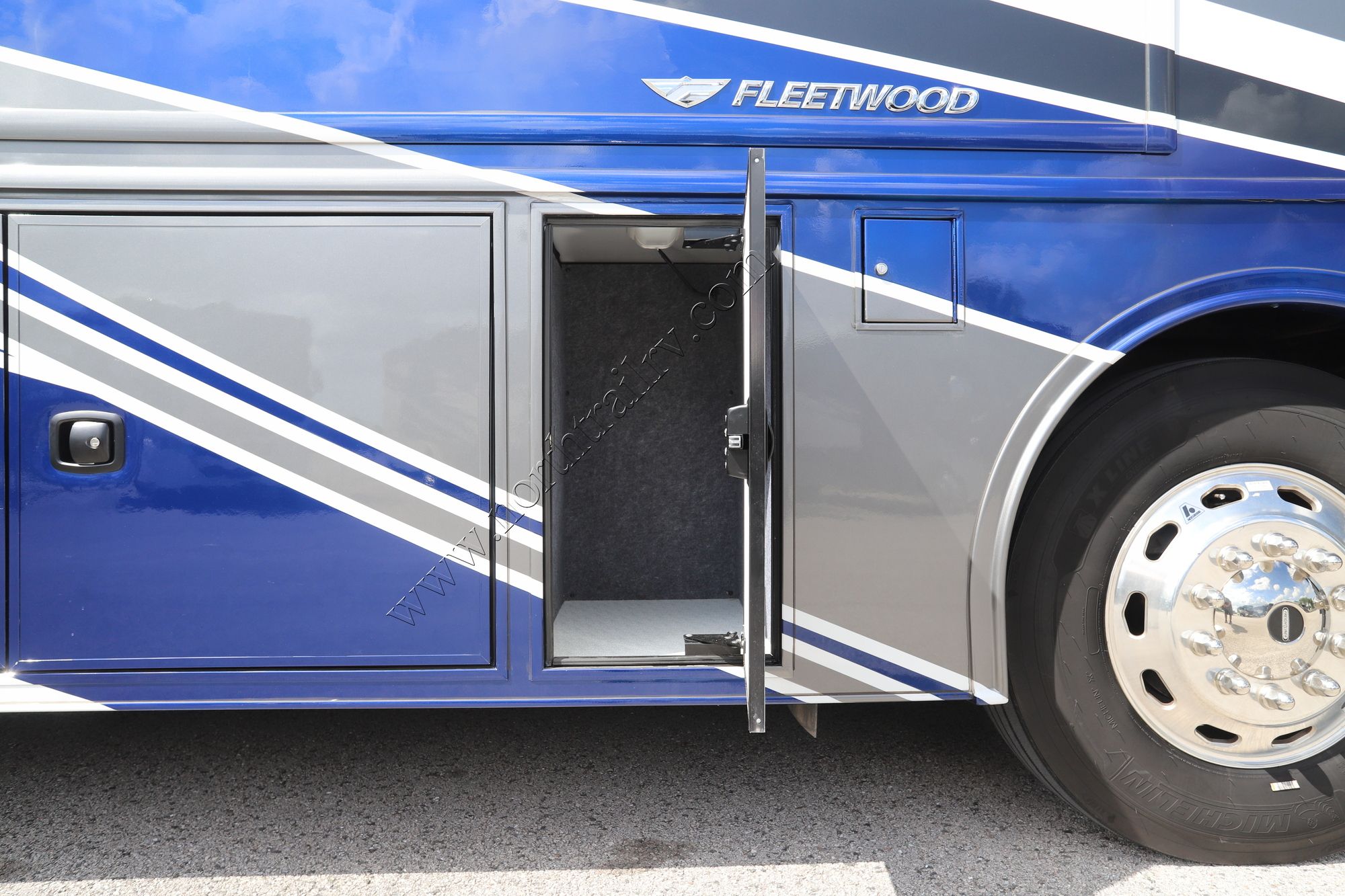 Used 2023 Fleetwood Frontier 34GT Class A  For Sale