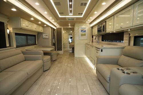 2022 Tiffin Motor Homes Phaeton 40IH