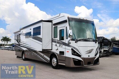 2022 Tiffin Motor Homes Phaeton 40IH