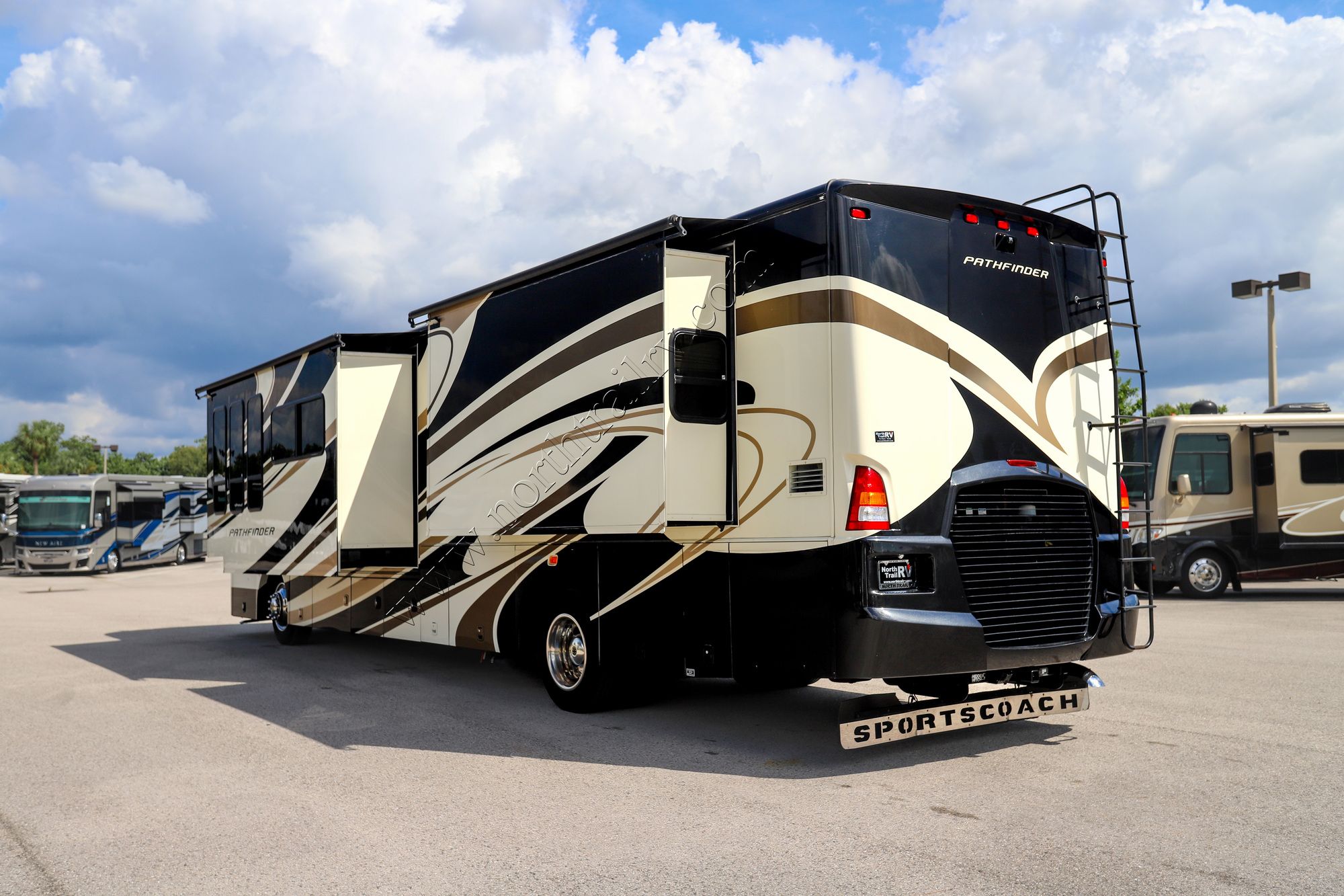 Used 2011 Coachmen Pathfinder 406QS Class A  For Sale