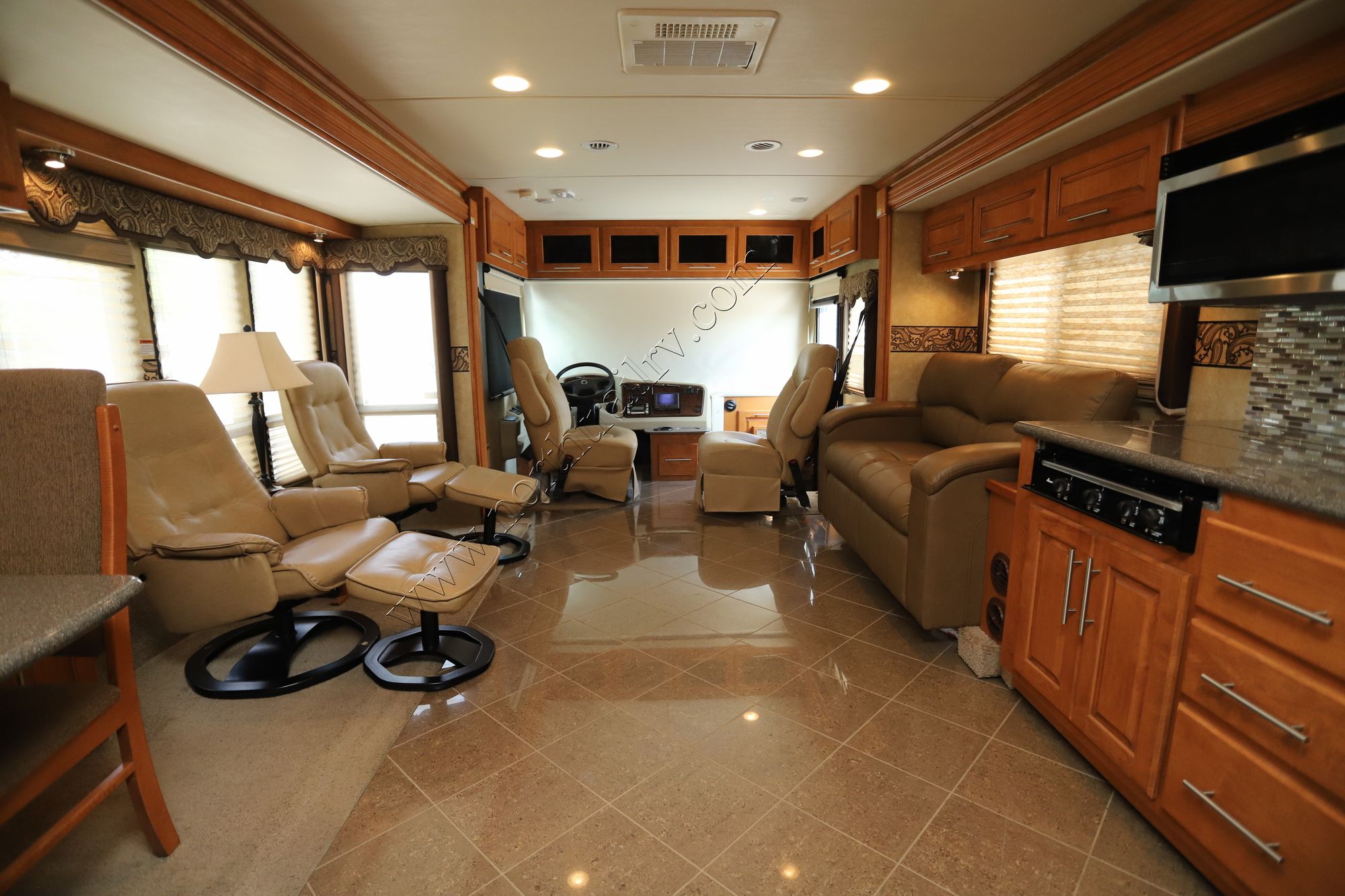 Used 2011 Coachmen Pathfinder 406QS Class A  For Sale