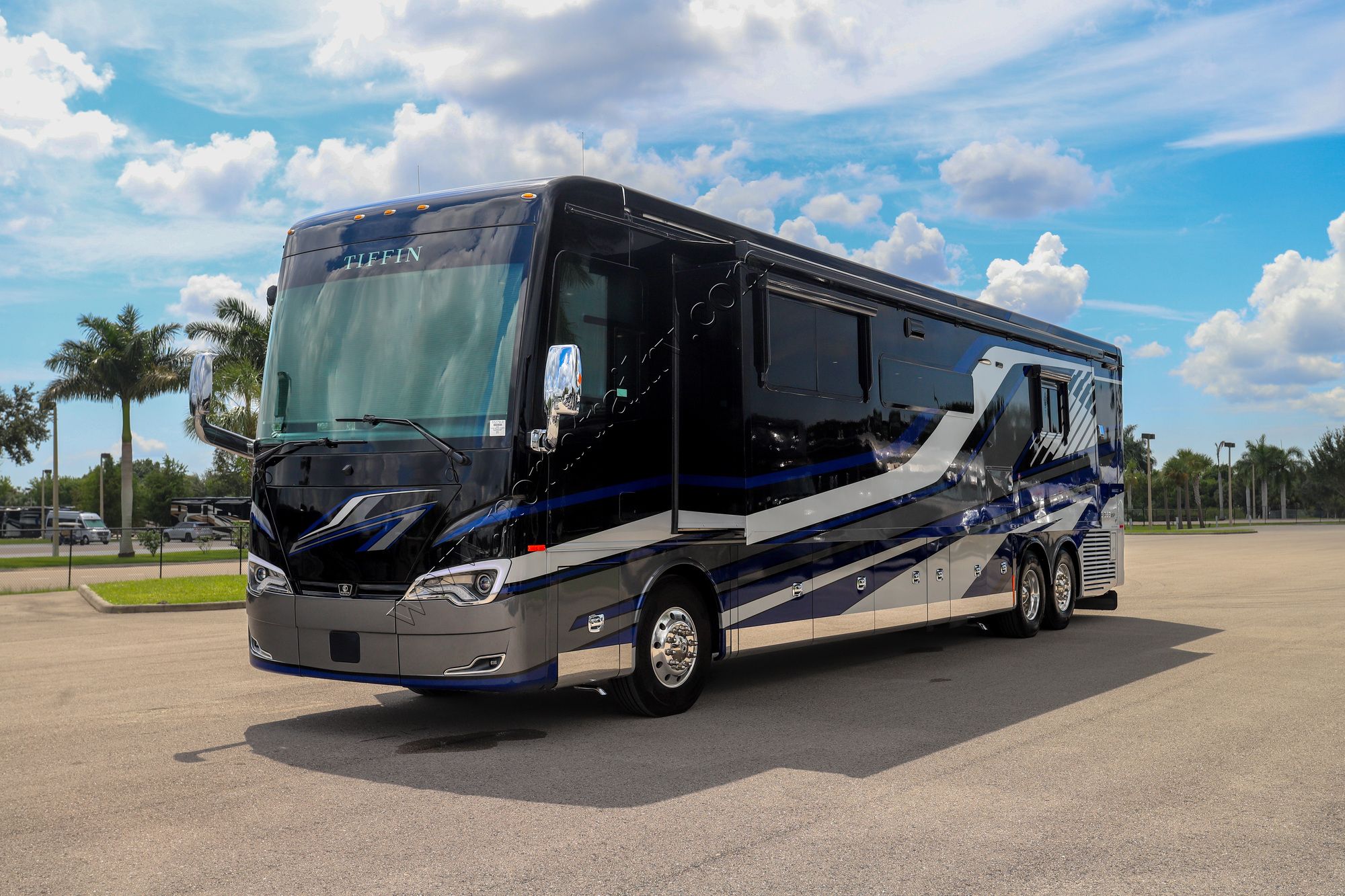 Used 2023 Tiffin Motor Homes Allegro Bus 45FP Class A  For Sale