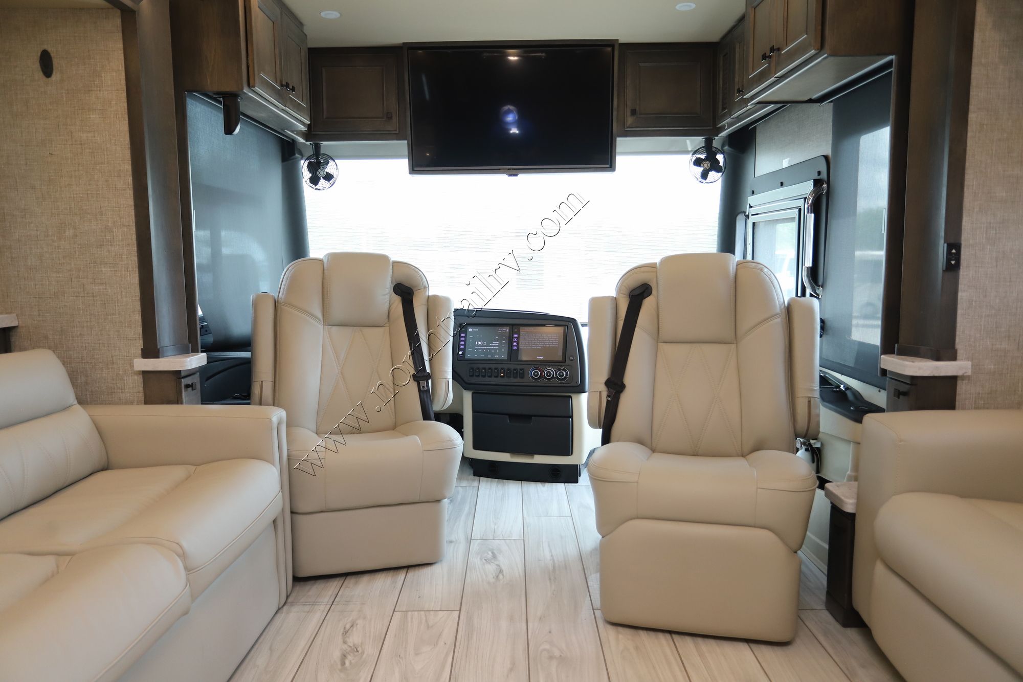 Used 2023 Tiffin Motor Homes Allegro Bus 45FP Class A  For Sale