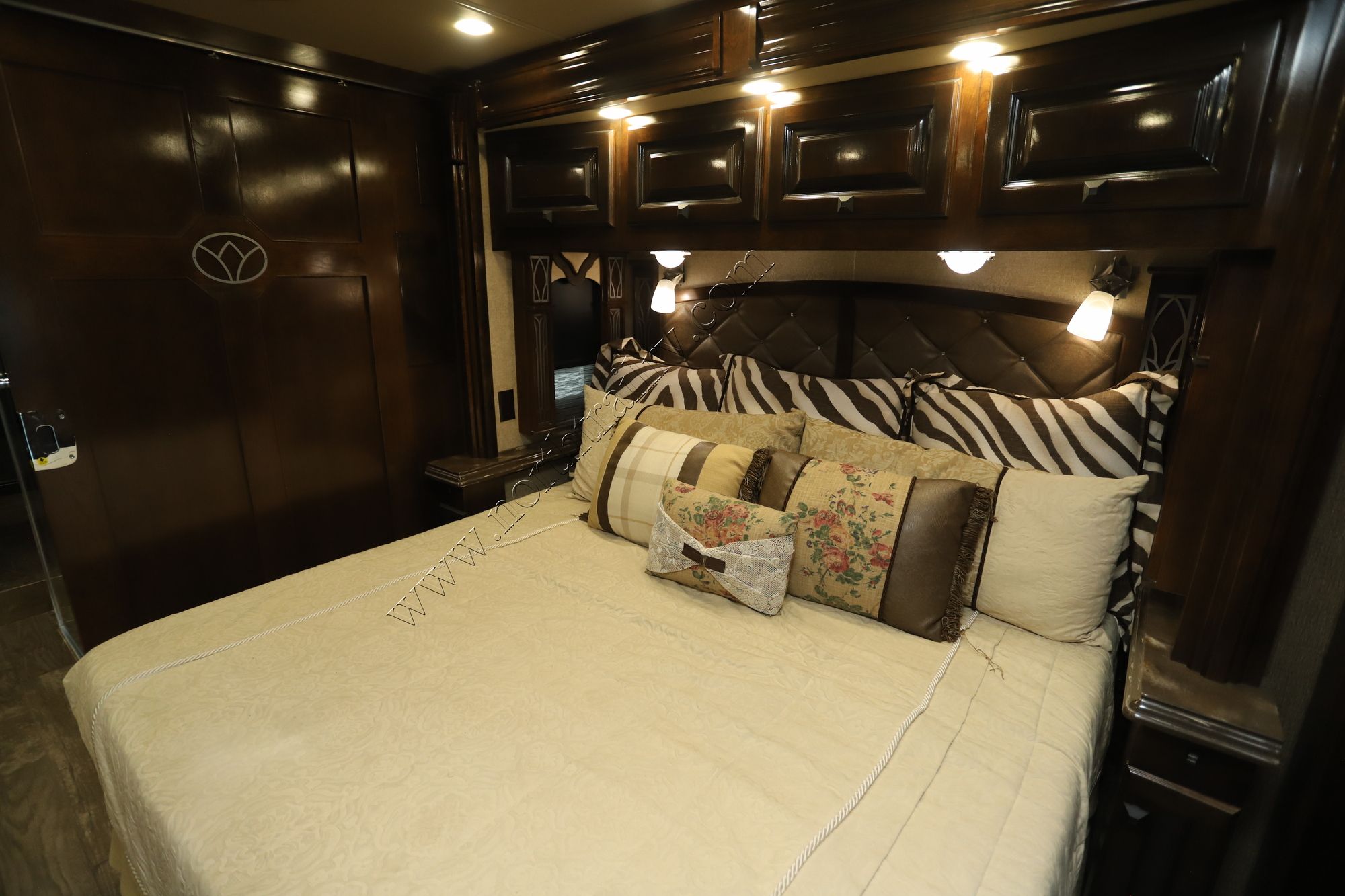 Used 2017 Tiffin Motor Homes Allegro Bus 45OPP Class A  For Sale