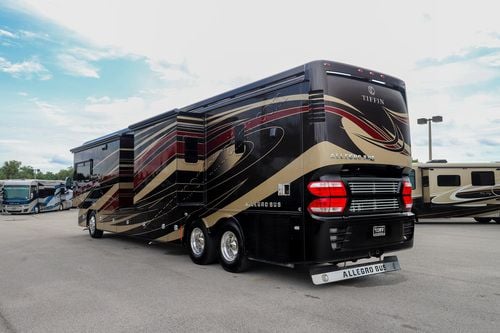 2017 Tiffin Motor Homes Allegro Bus 45OPP