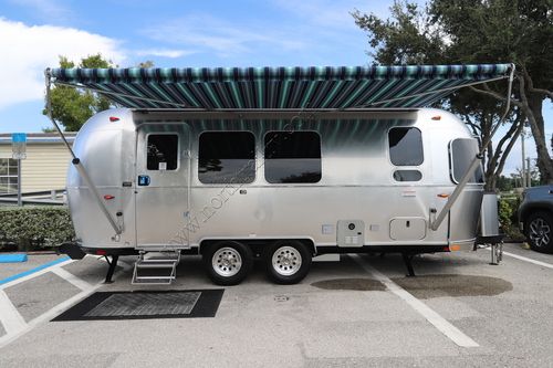 2025 Airstream International 23FB Travel Trailer