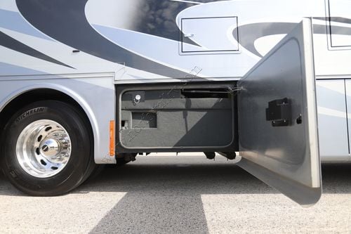 2021 Tiffin Motor Homes Phaeton 37BH