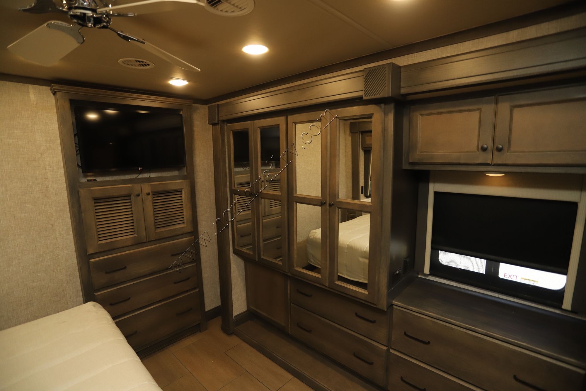 Used 2023 Tiffin Motor Homes Allegro 34PA Class A  For Sale