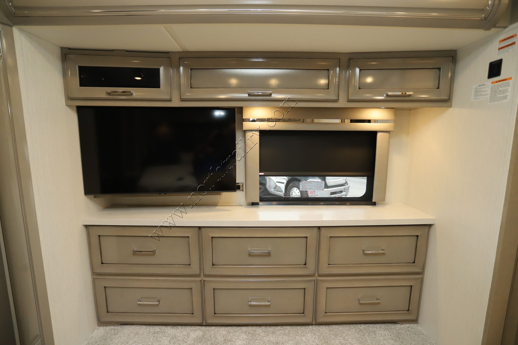 New 2025 Newmar Super Star 4061 Super C  For Sale