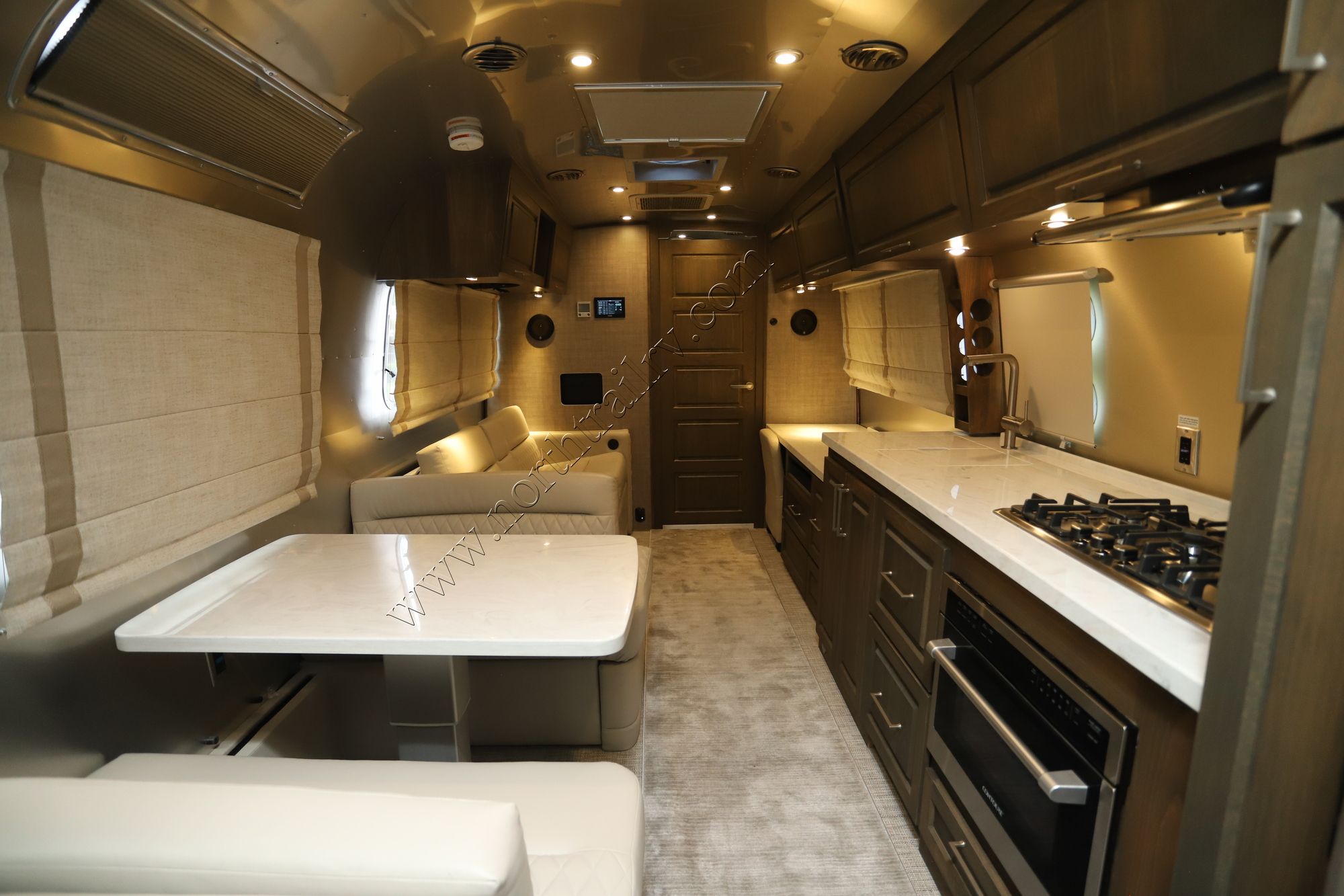 2023 Airstream Classic 33FBQ Travel Trailer Used  For Sale