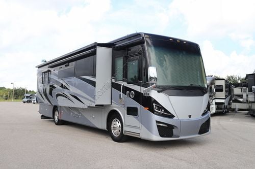 2021 Tiffin Motor Homes Phaeton 37BH