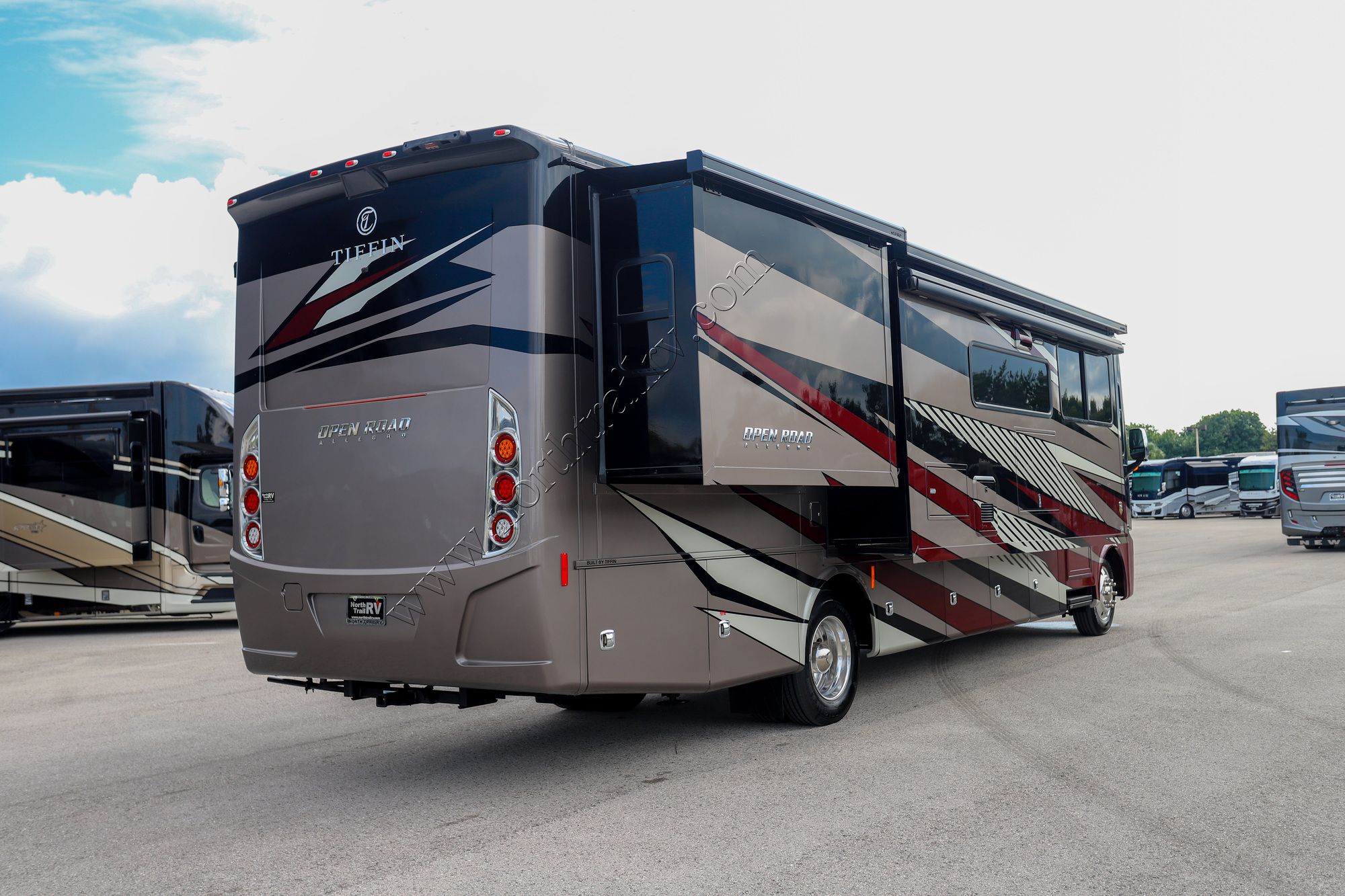 Used 2023 Tiffin Motor Homes Allegro 34PA Class A  For Sale