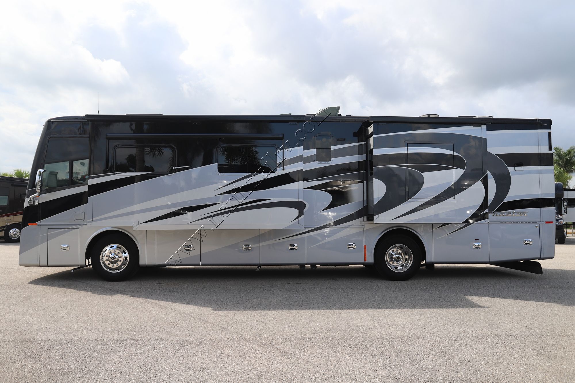 Used 2021 Tiffin Motor Homes Phaeton 37BH Class A  For Sale