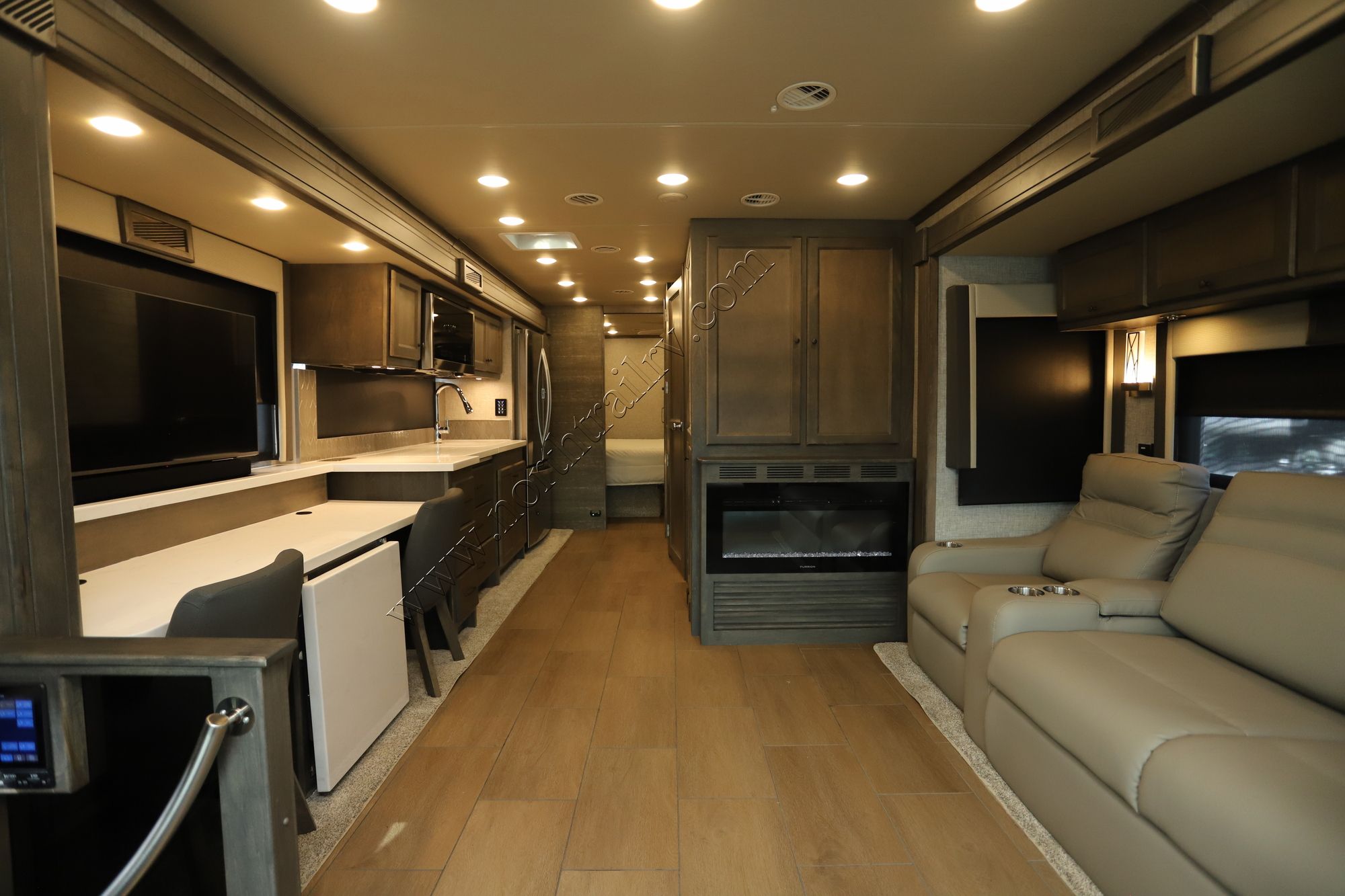 Used 2023 Tiffin Motor Homes Allegro 34PA Class A  For Sale