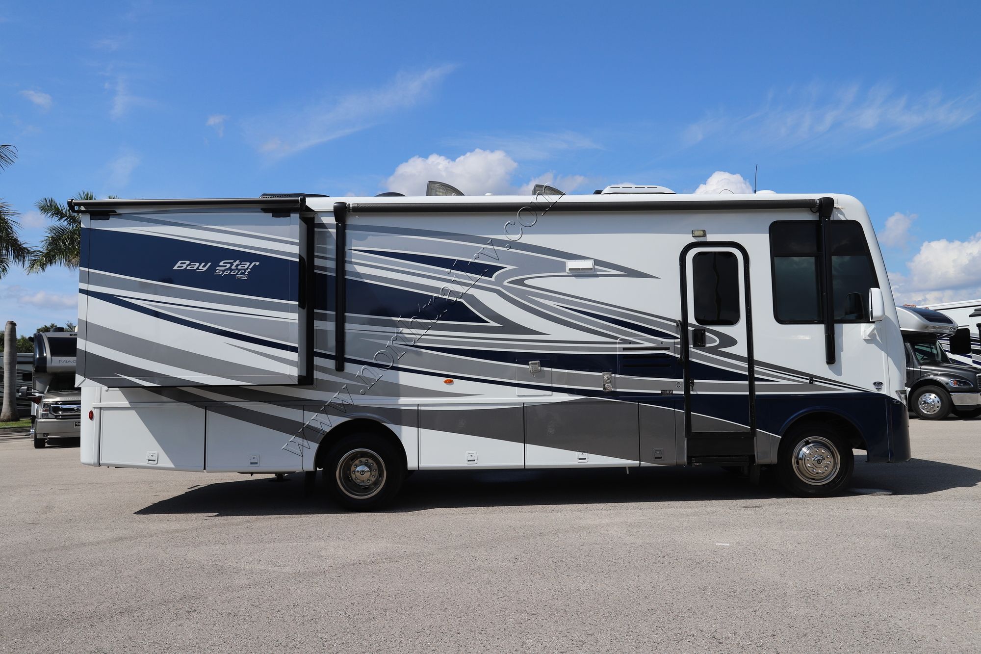 Used 2023 Newmar Bay Star Sport 2920 Class A  For Sale