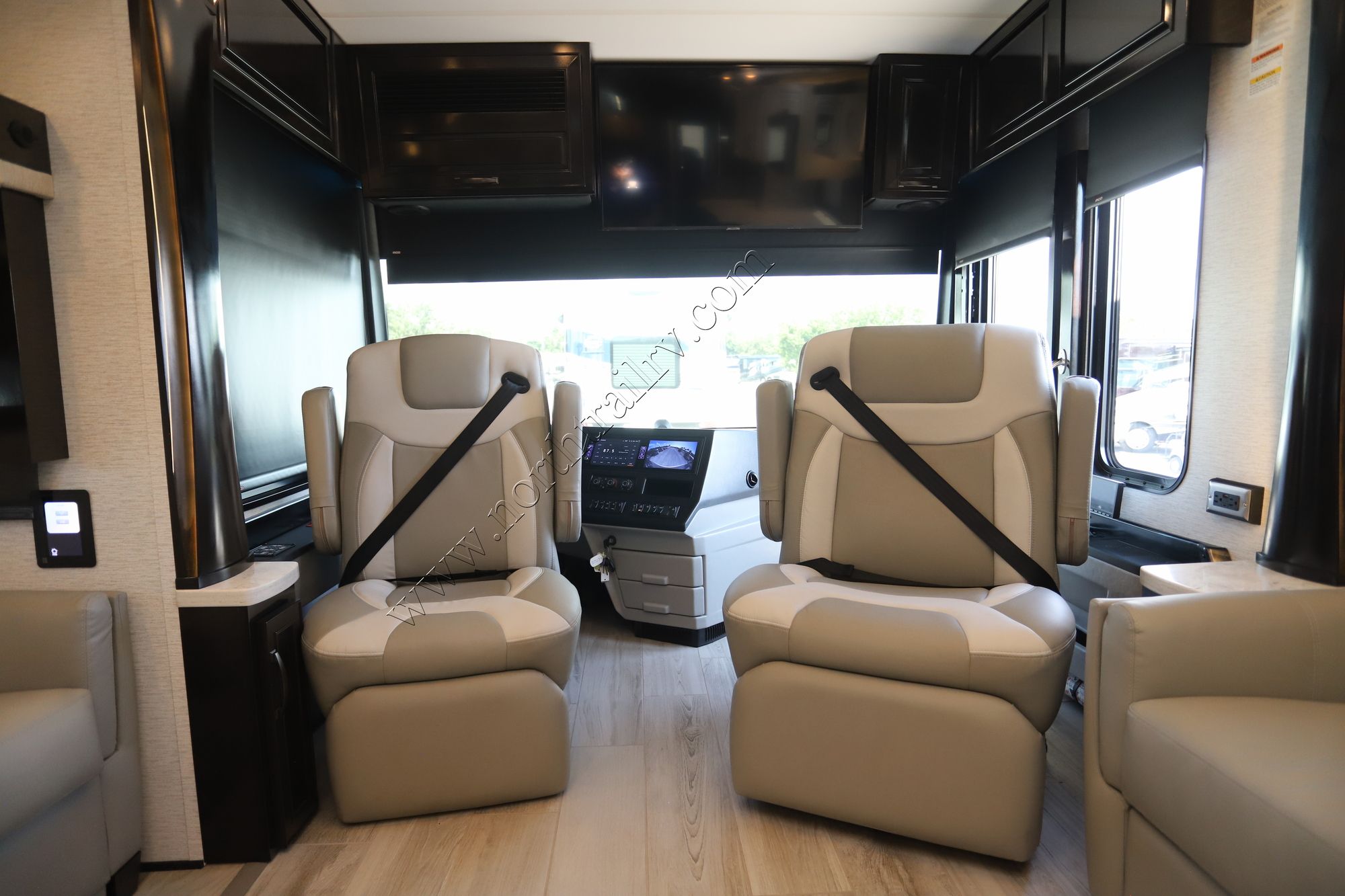 New 2025 Newmar Dutch Star 4340 Class A  For Sale