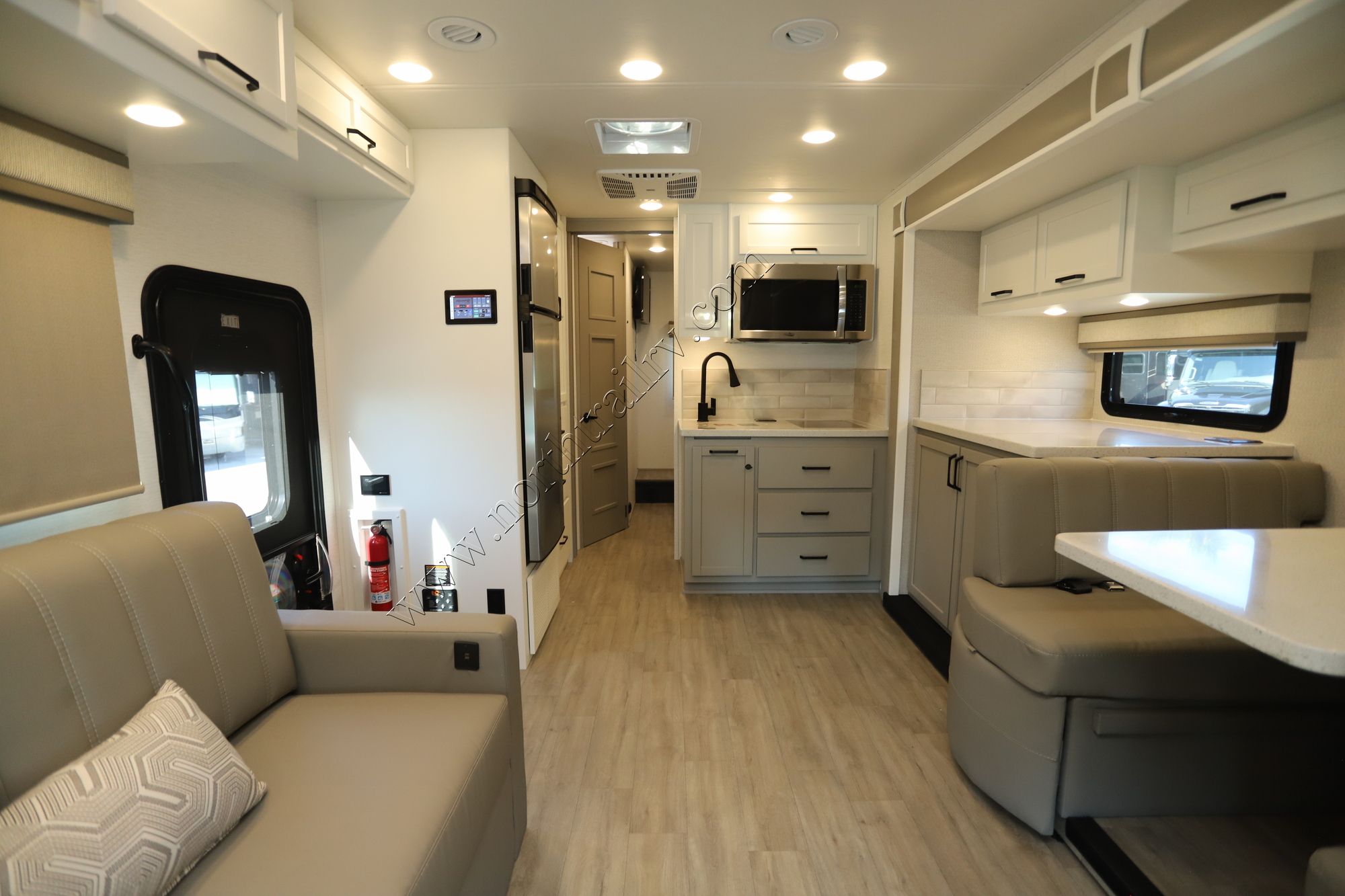 New 2025 Renegade Rv Veracruz 32VDS Super C  For Sale