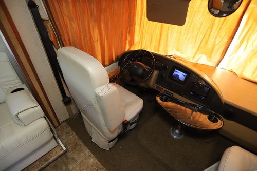 2013 Winnebago Vista 26HE