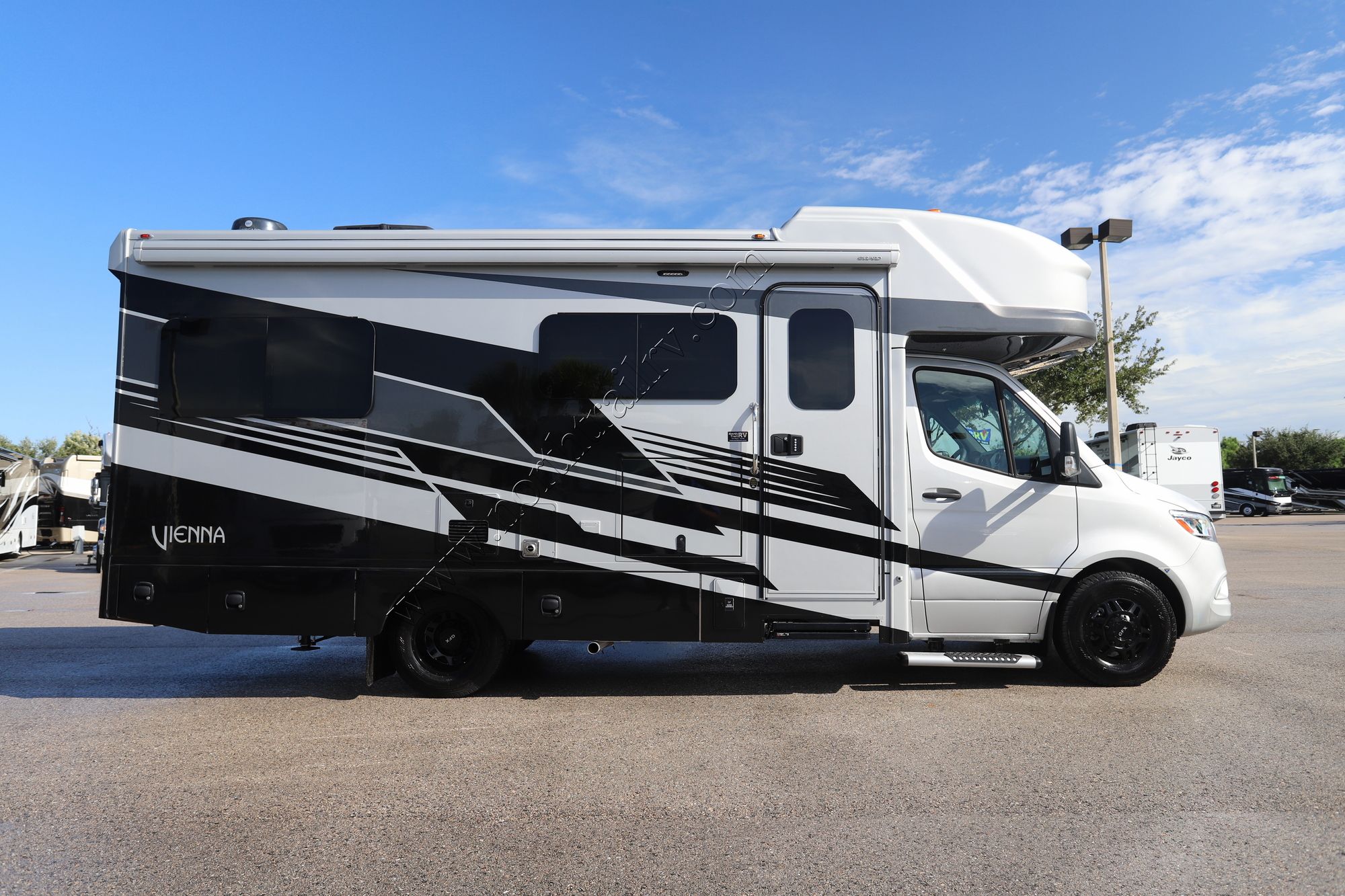 New 2025 Renegade Rv Vienna 25DLC Class C  For Sale