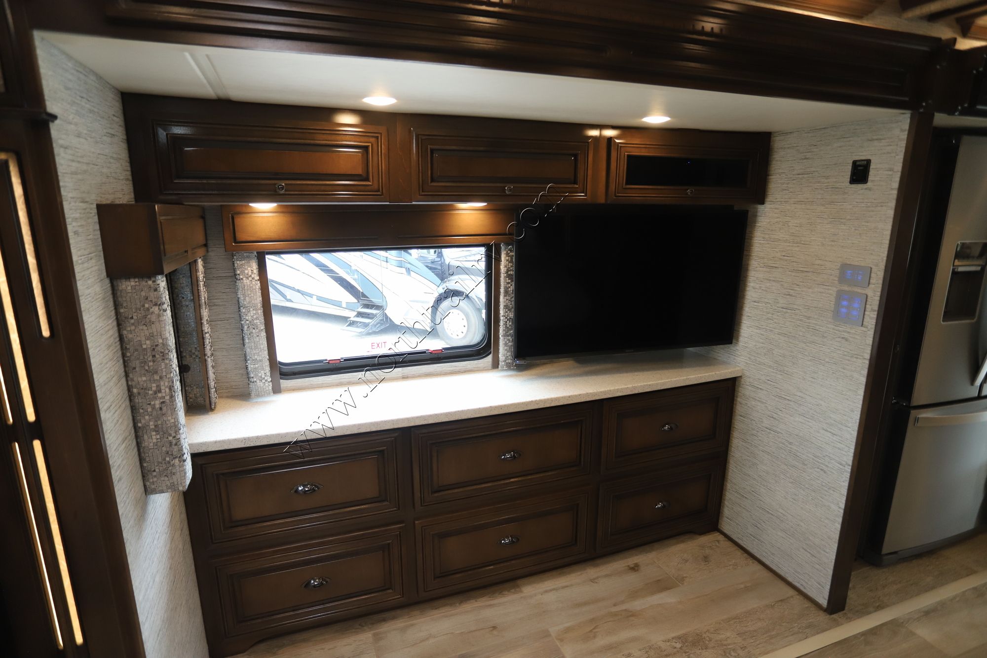 Used 2019 Newmar Dutch Star 4362 Class A  For Sale