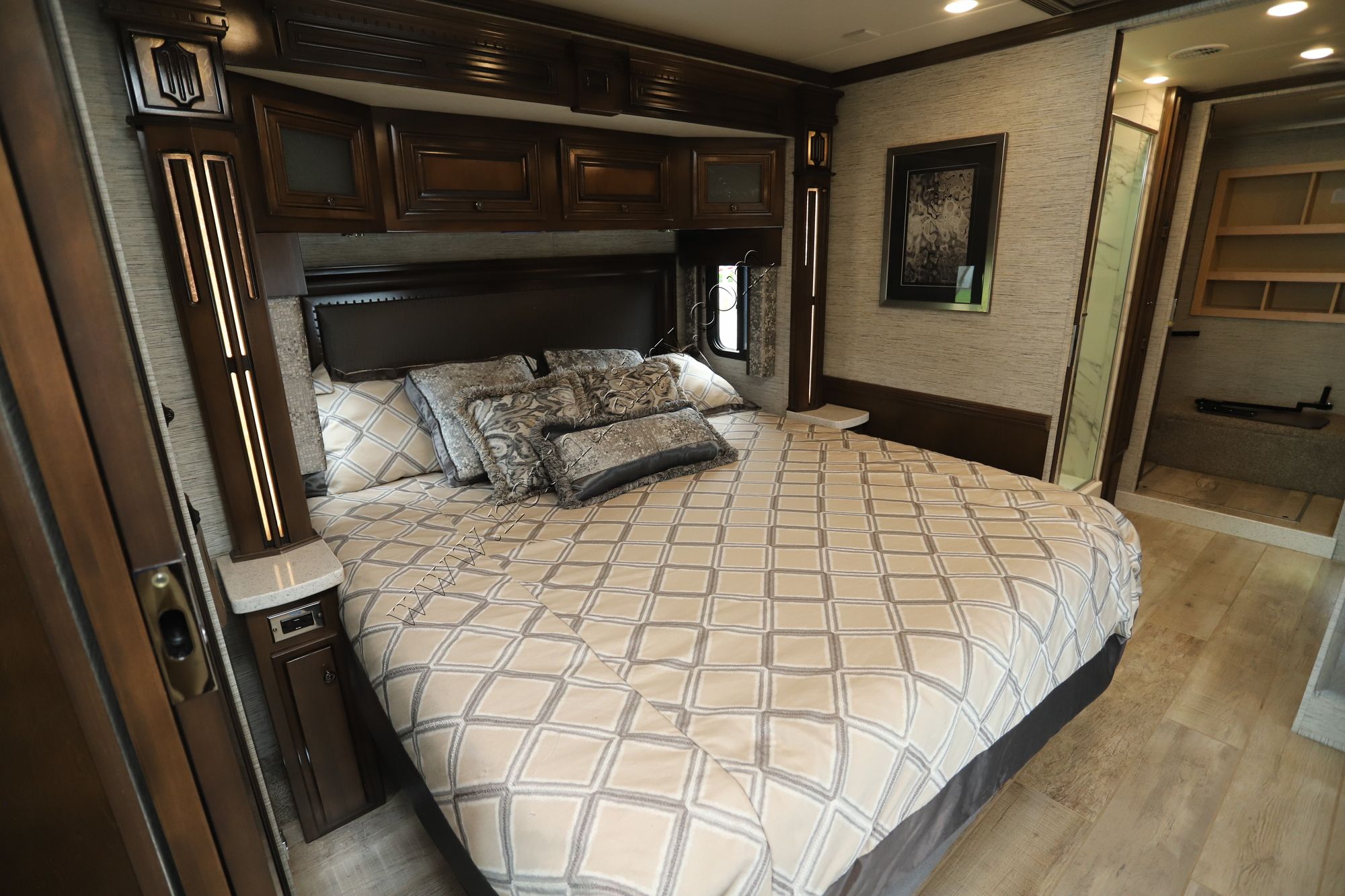 Used 2019 Newmar Dutch Star 4362 Class A  For Sale