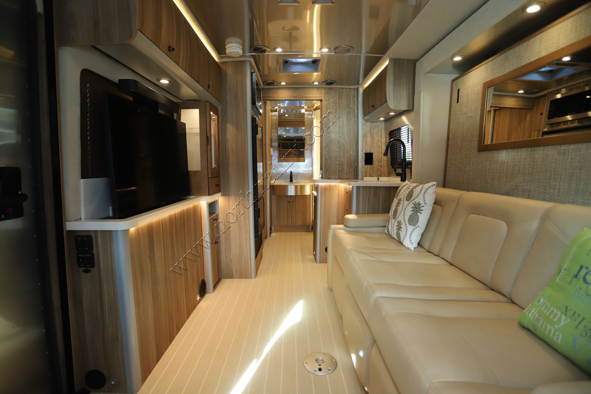 Used 2022 Airstream Atlas Tommy Bahama Class C  For Sale