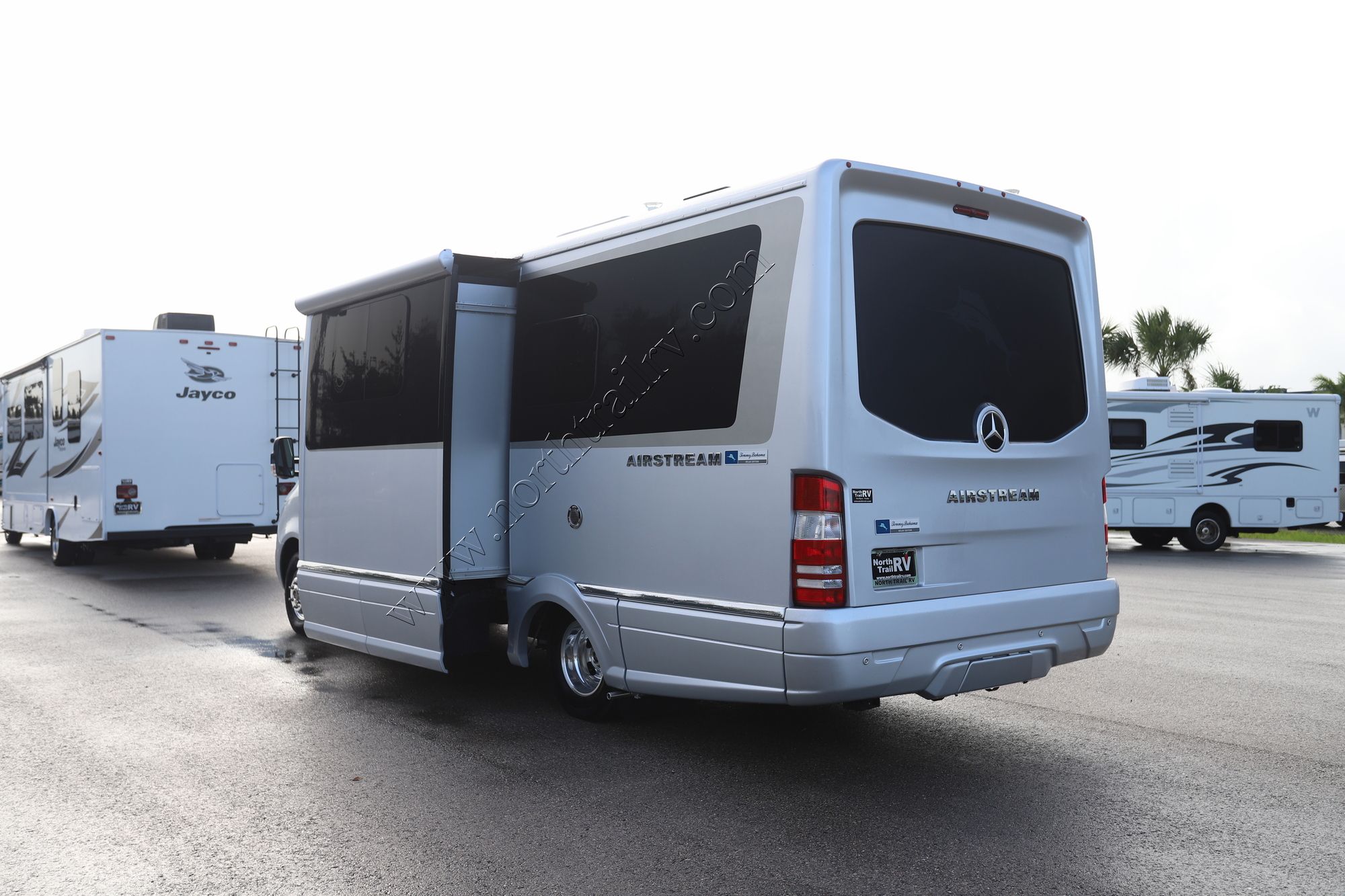 Used 2022 Airstream Atlas Tommy Bahama Class C  For Sale