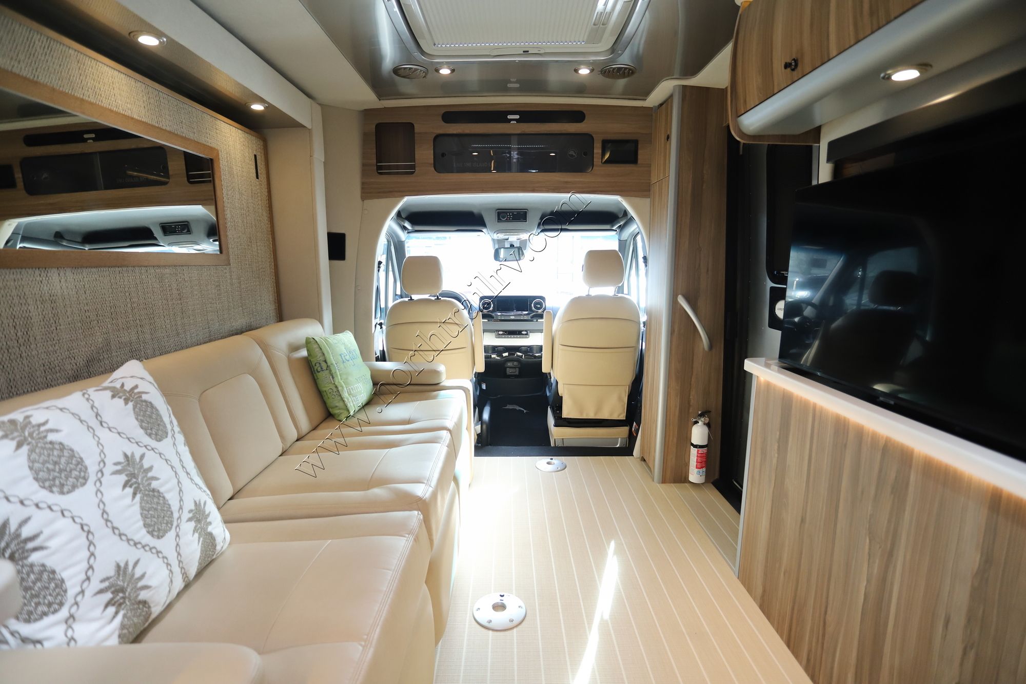 2022 Airstream Atlas Tommy Bahama Class C Used  For Sale