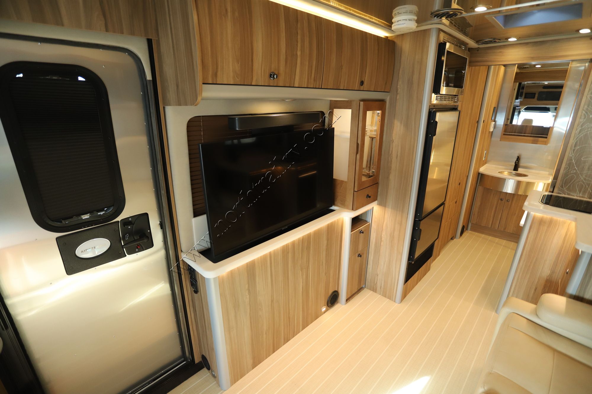 Used 2022 Airstream Atlas Tommy Bahama Class C  For Sale