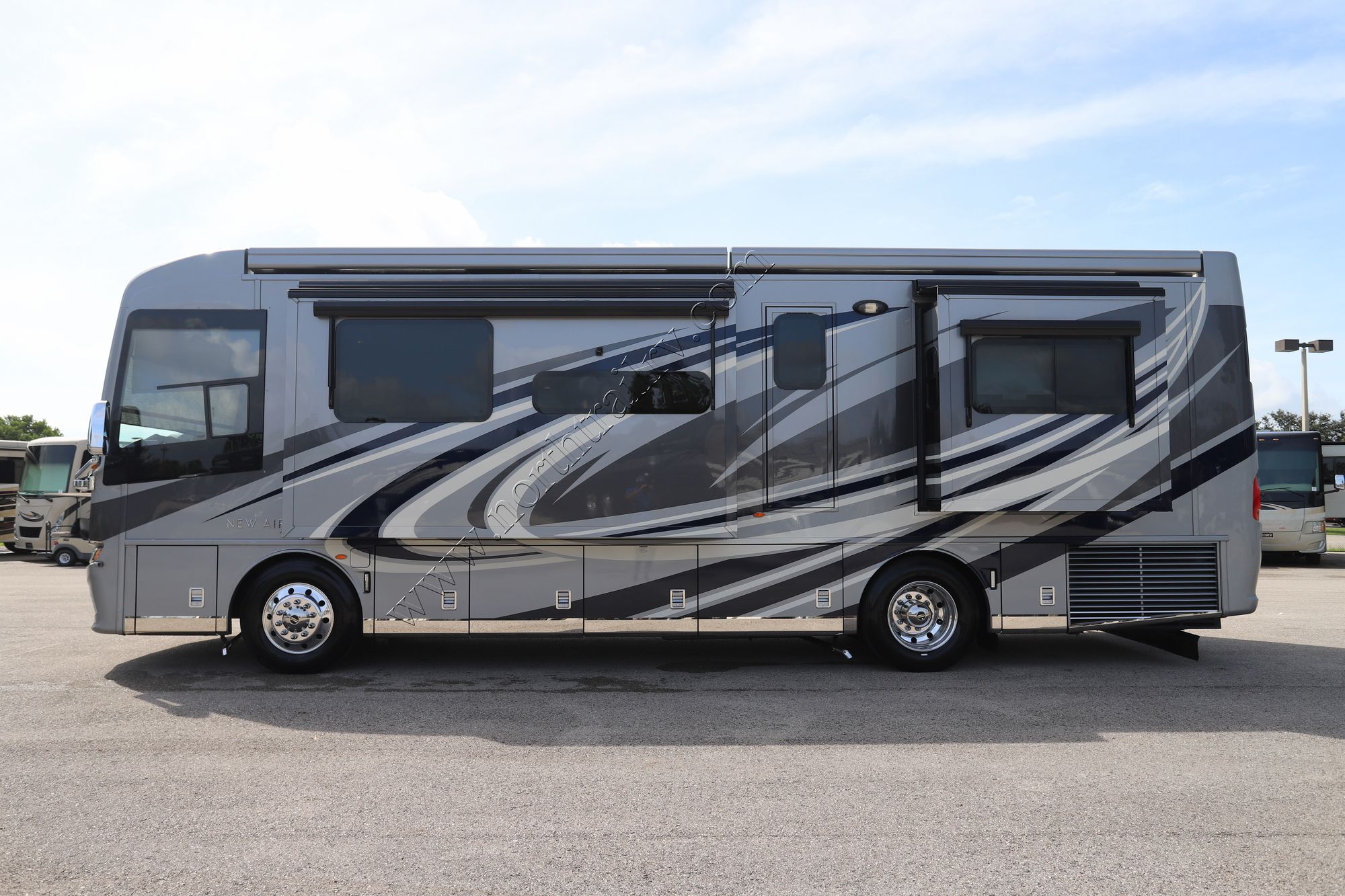 Used 2019 Newmar New Aire 3341 Class A  For Sale